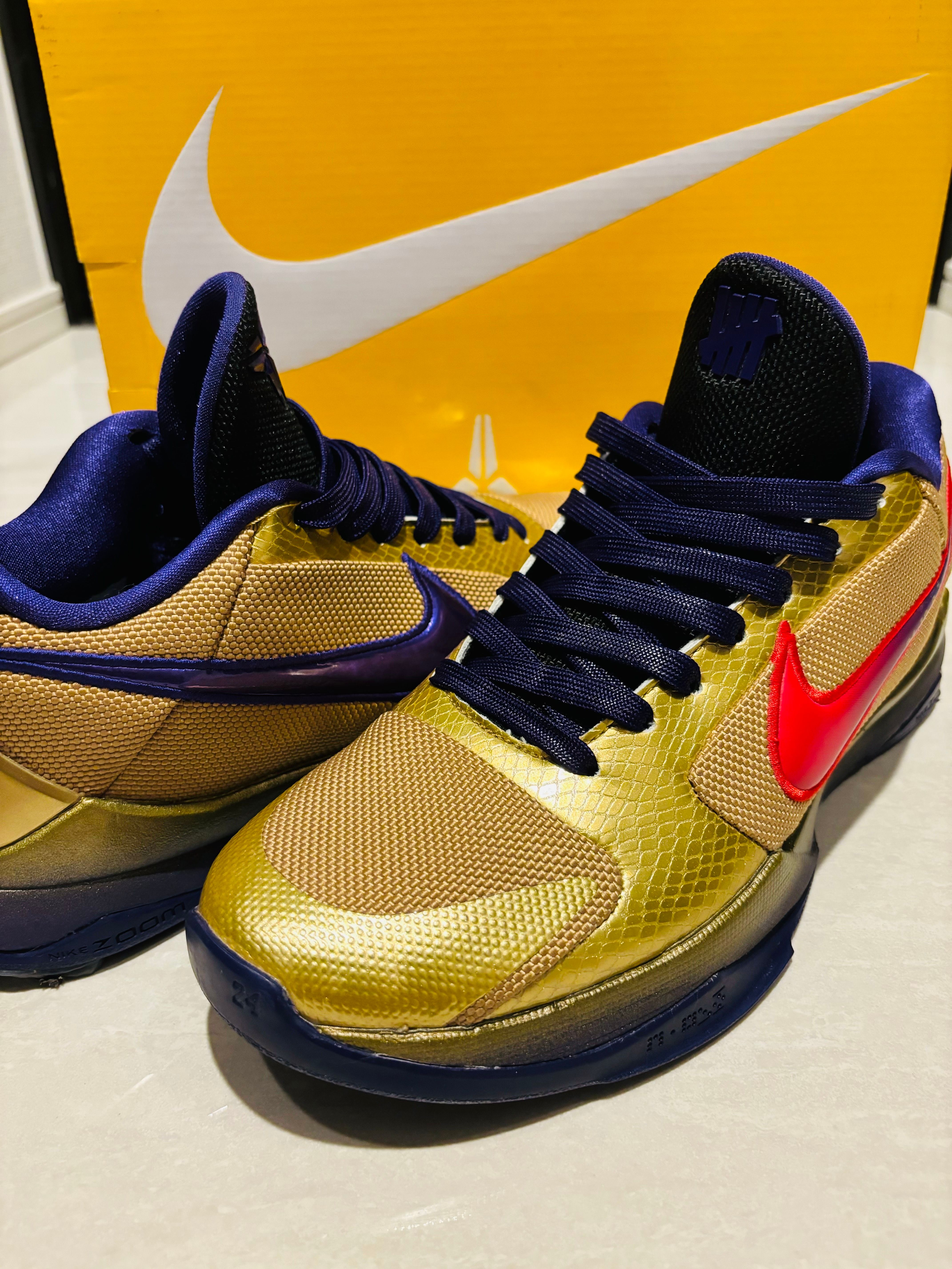 UNDEFEATED × Nike Kobe 5 Protro "Hall Of Fame"