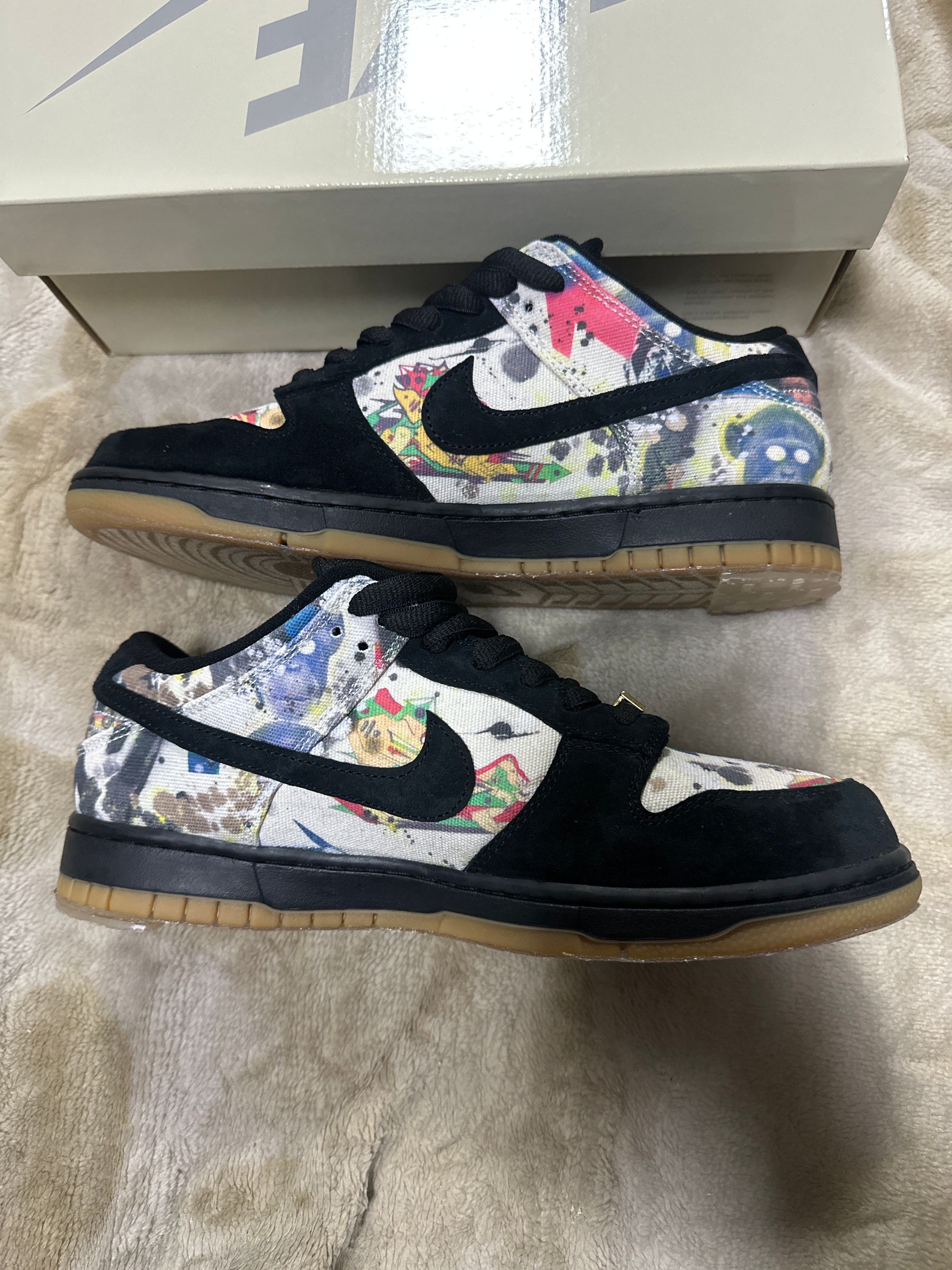 Supreme × Nike SB Dunk Low "Rammellzee"