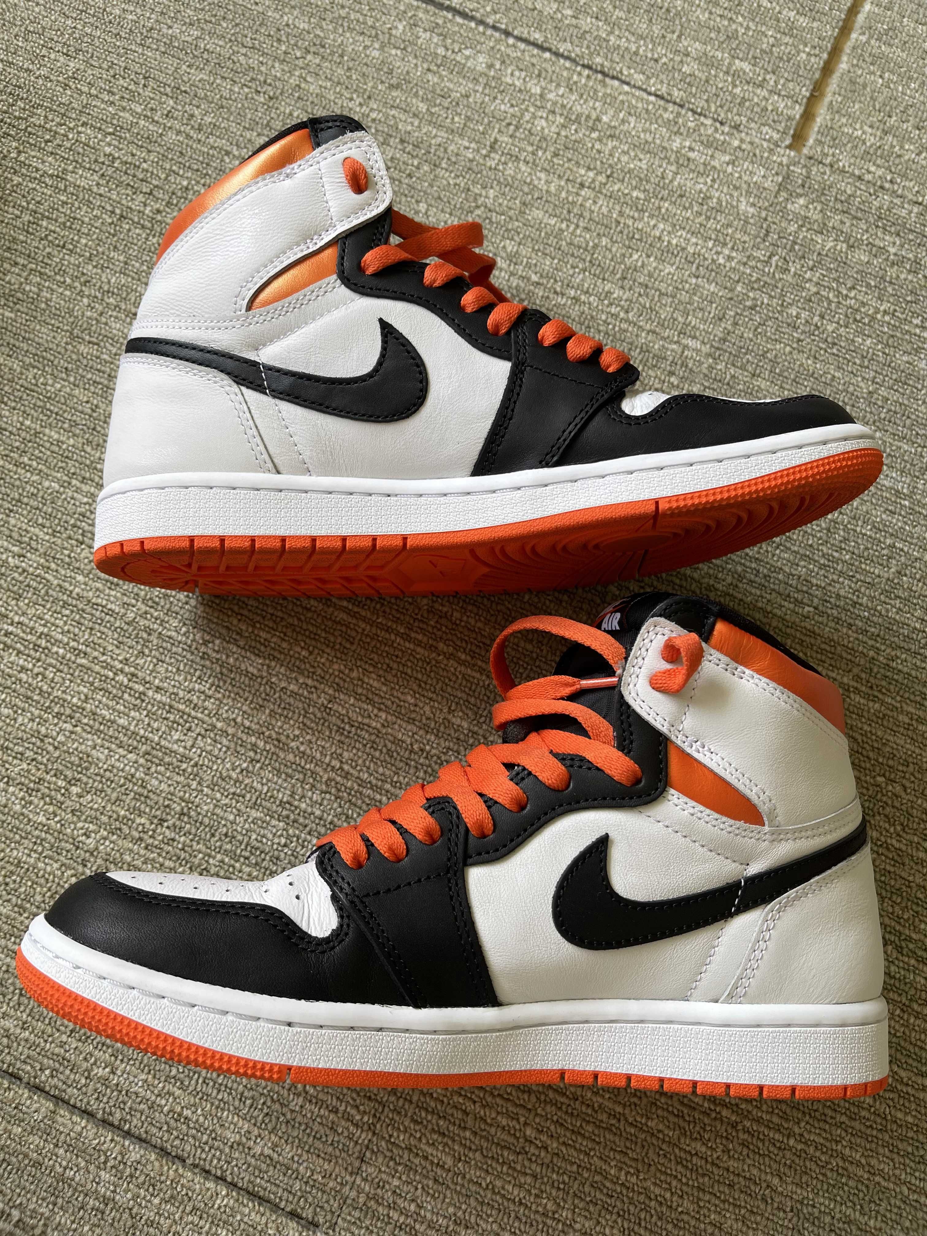 Nike Air Jordan 1 Retro High OG "Electro Orange"