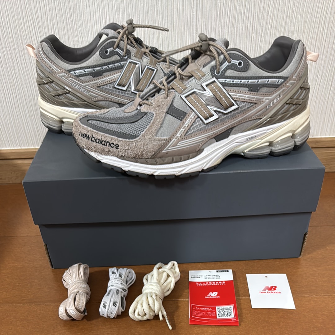 INVINCIBLE × N.HOOLYWOOD × New Balance 1906U "Gray Titan"