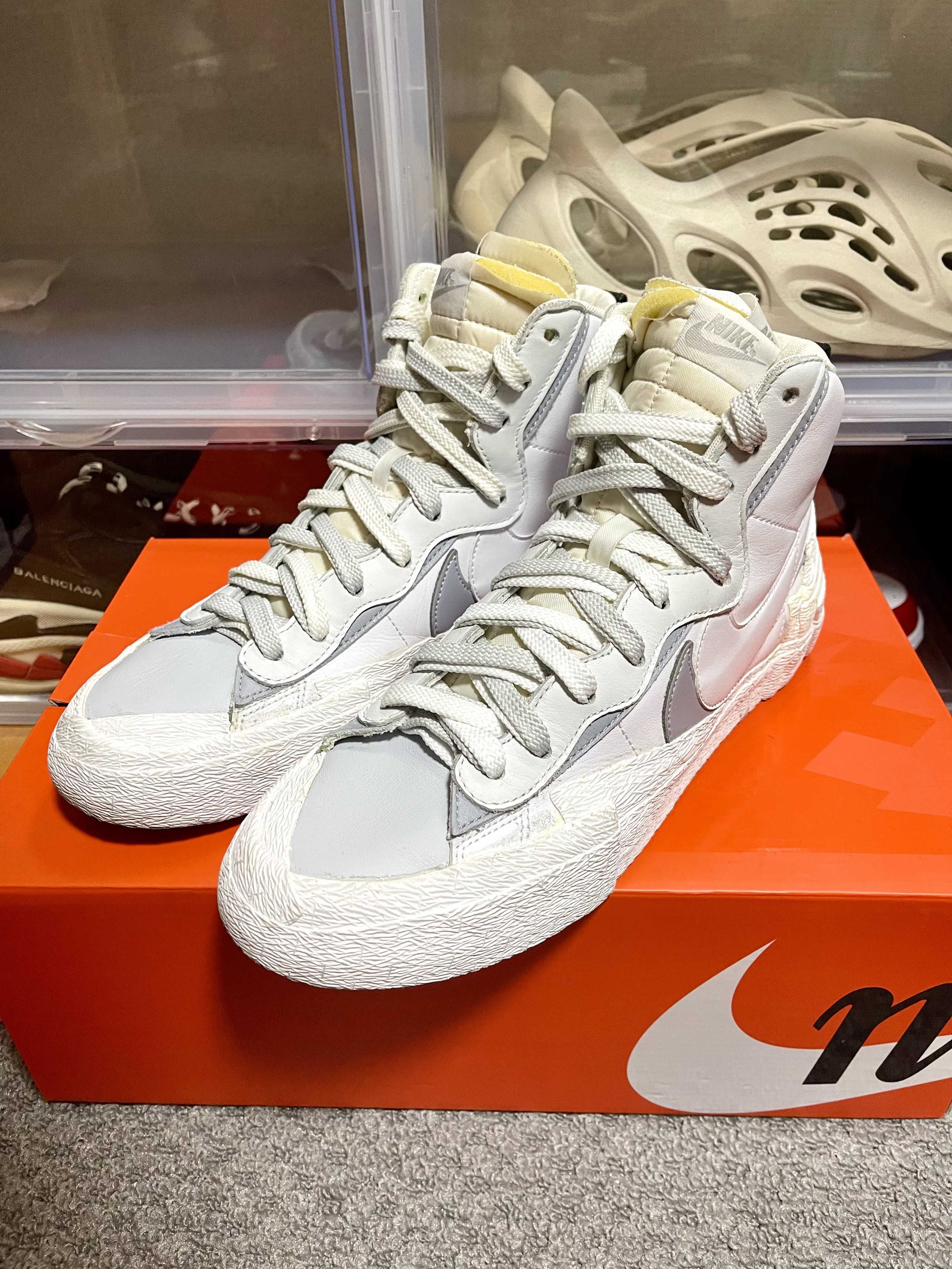 sacai × NIKE BLAZER MID "WHITE/WOLF GREY"