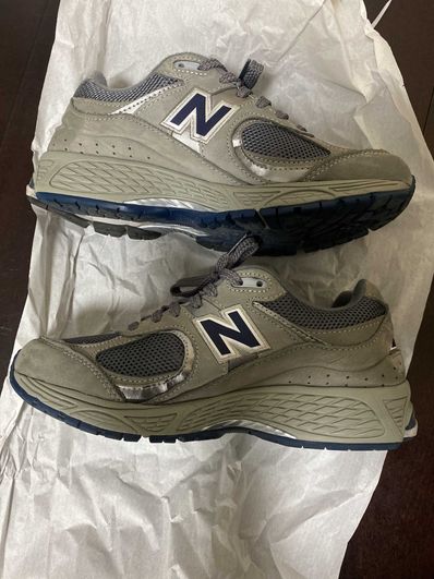 New Balance 2002R "Gray"