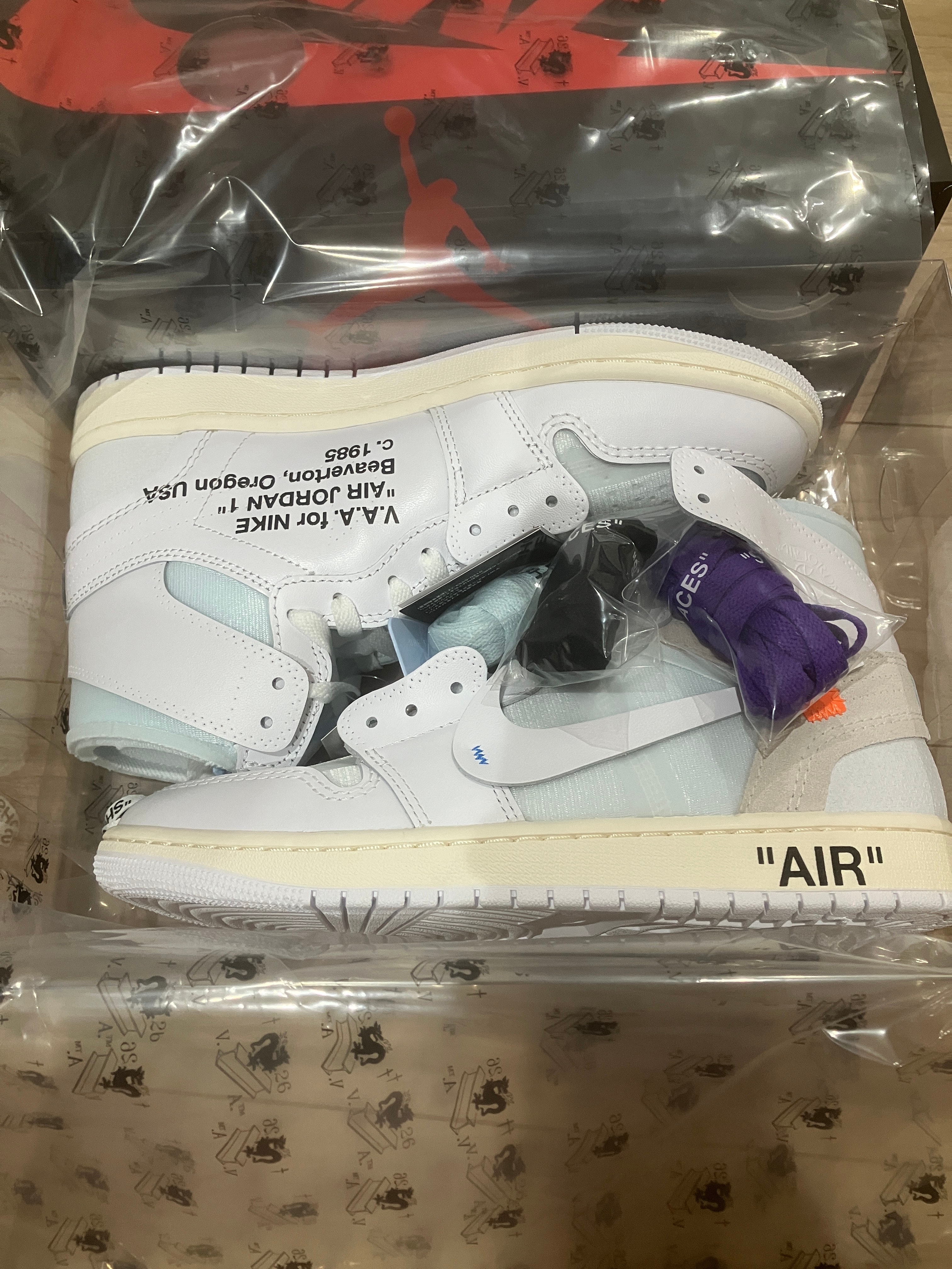 Virgil Abloh Archive (V.A.A.) × Nike Air Jordan 1 Retro High OG "Alaska"