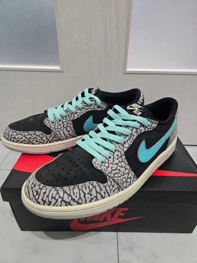 Nike Air Jordan 1 Retro Low OG "Black Cement"