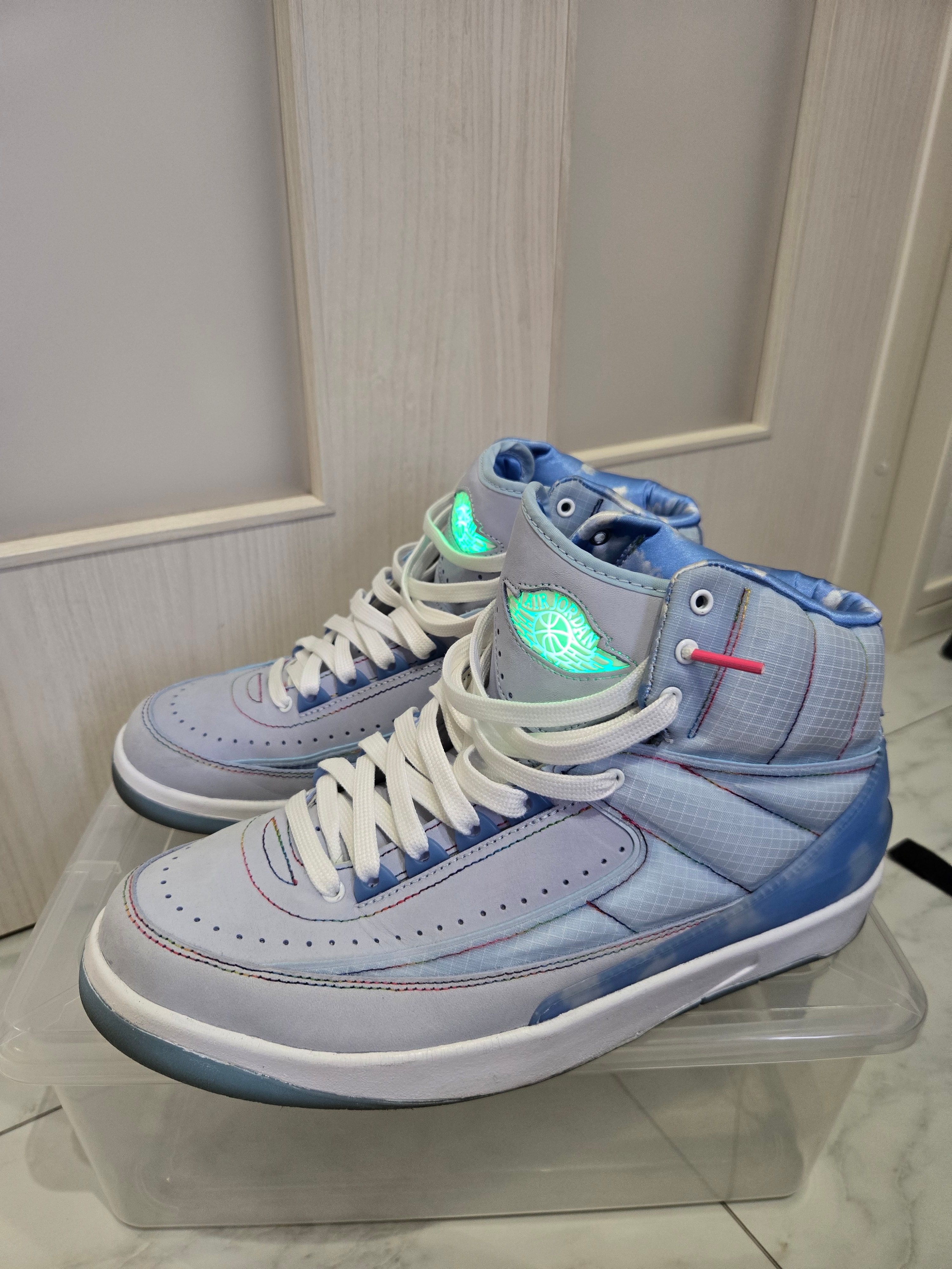 新品タグ・箱付き　27cm ナイキ　エアジョーダン2 レトロ　スニーカー　グレー JORDAN BRAND AIR JORDAN 2 RETRO WHITE/CEMENT GREY-SAIL-BLACK 23SU