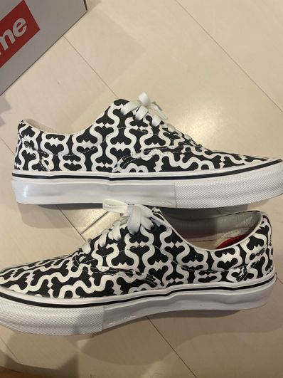 Supreme × Vans Monogram S Logo Skate ERA "Black"