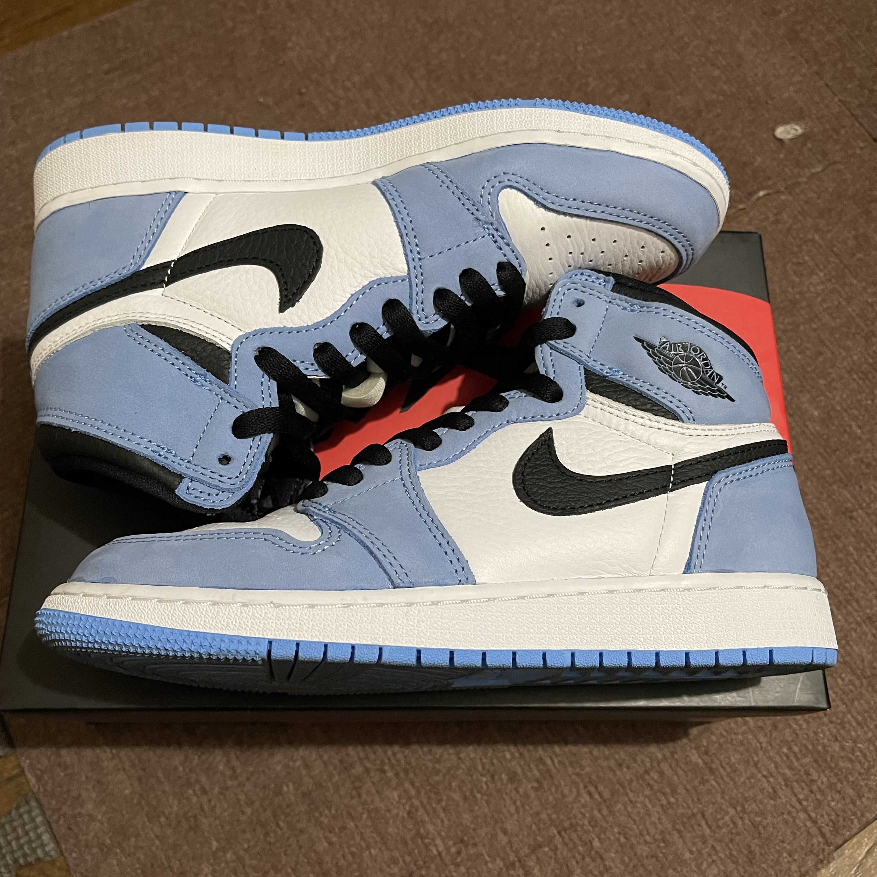 Nike GS Air Jordan 1 High "White/University Blue/Black"   
