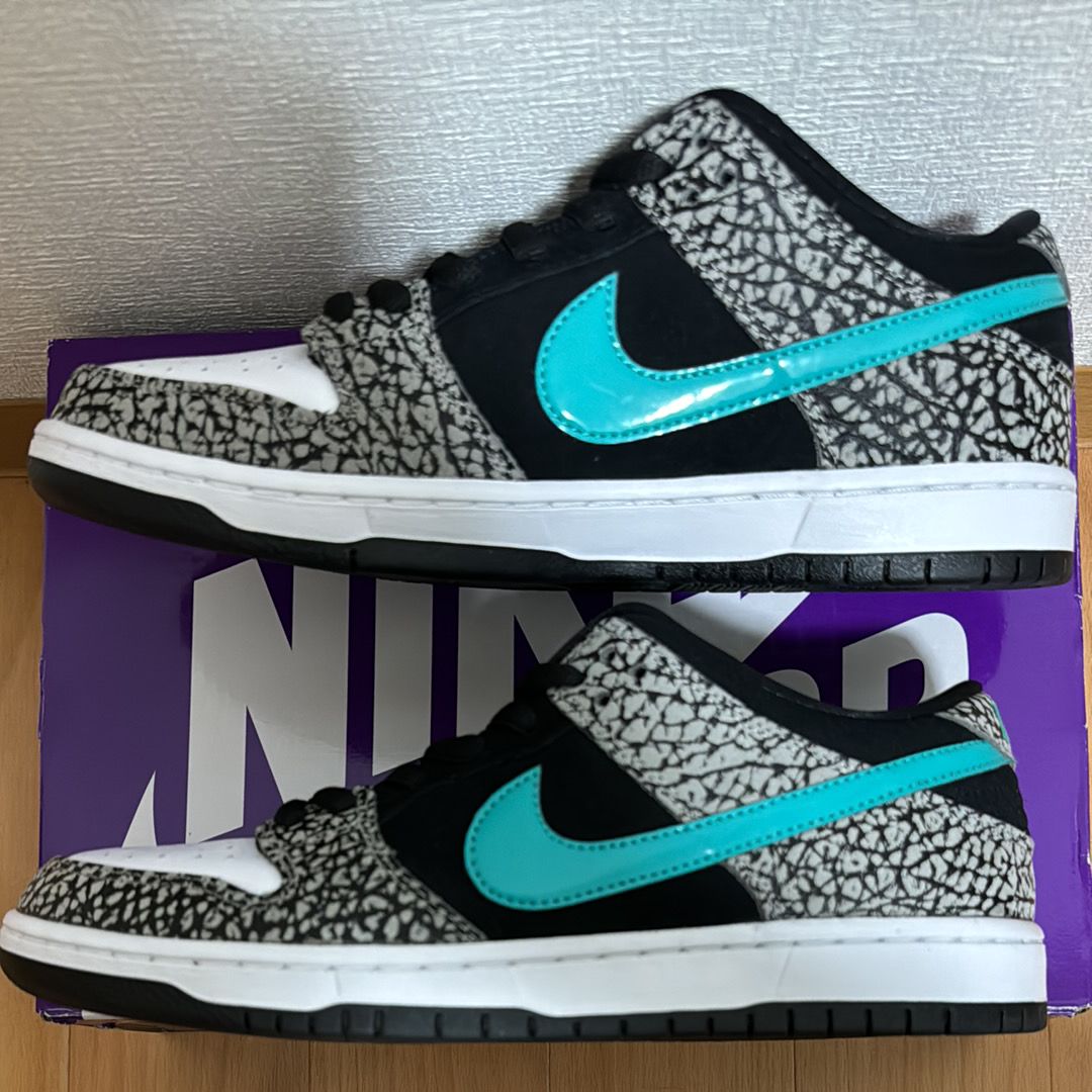 Nike SB Dunk Low "Elephant/Safari"