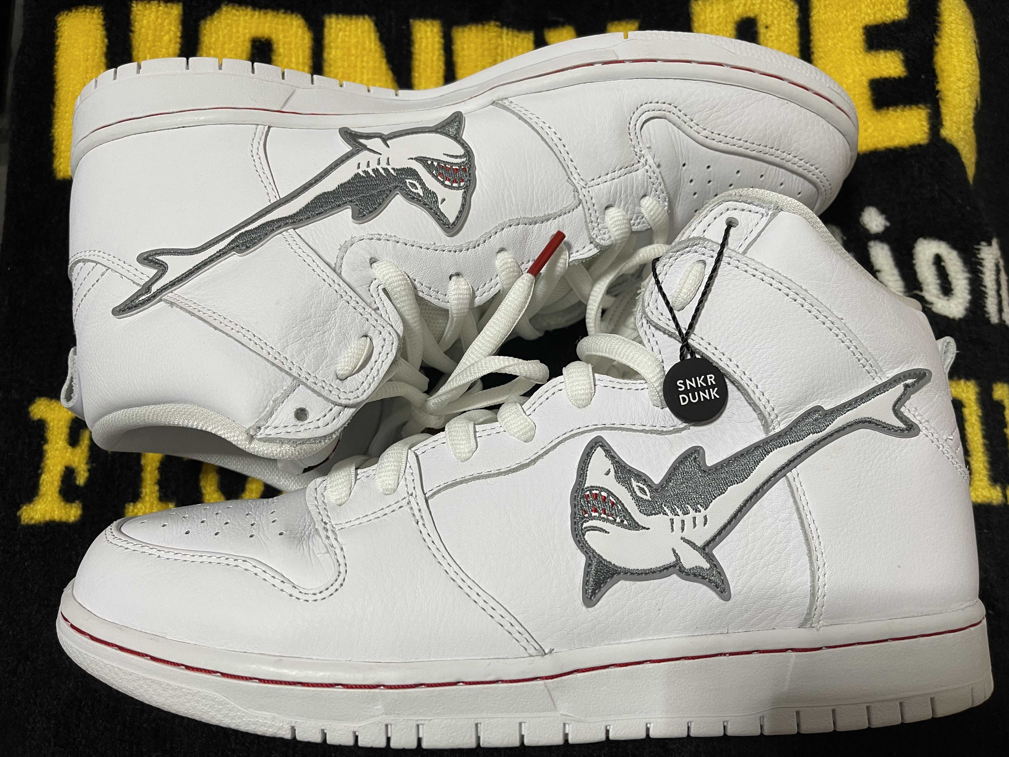 Oski x Nike SB Dunk High "Great White Shark"