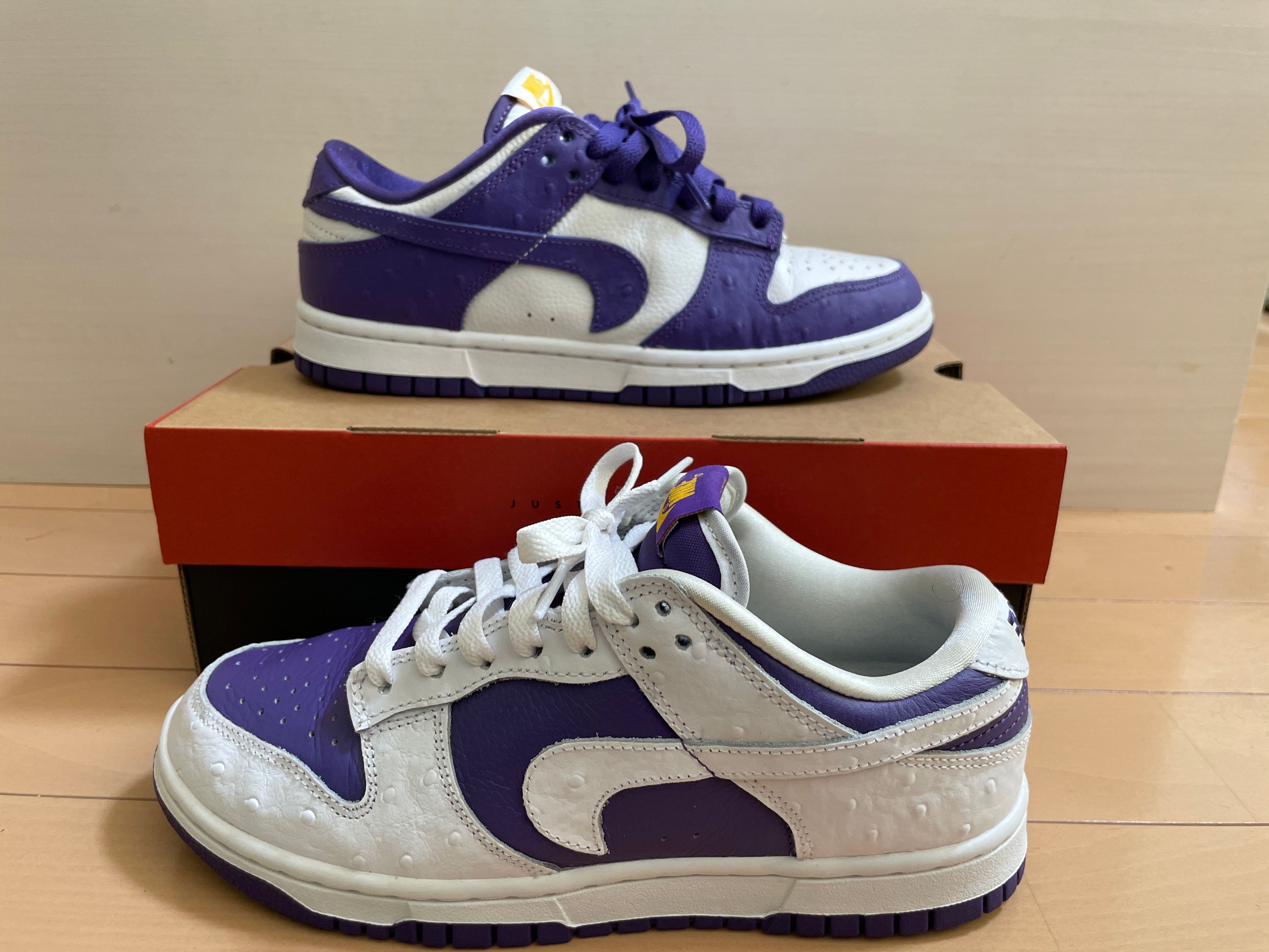 Nike Women's Dunk Low "Made You Look"