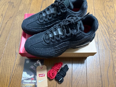 Levi's × Nike Air Max 95 OG "Denim Black"