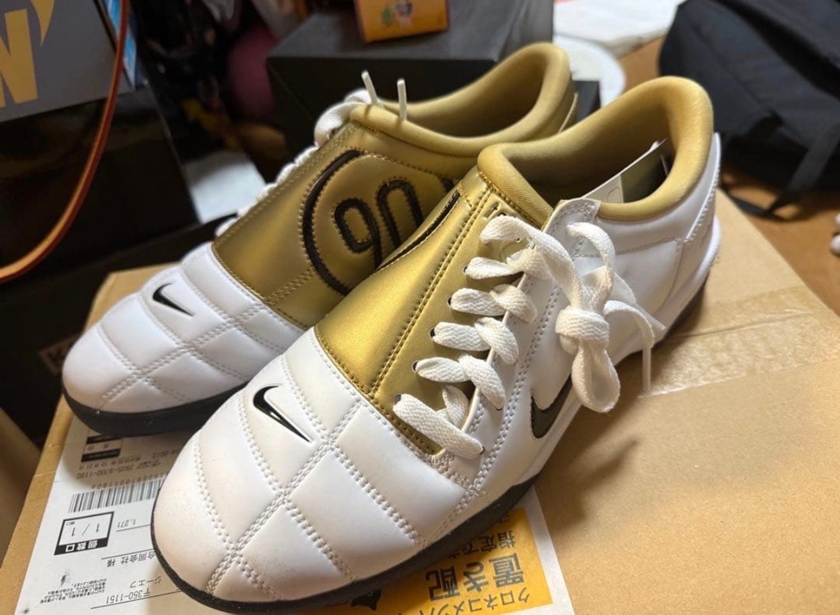 ナイキ トータル90 3 SP "ホワイト/ブラック/メタリックゴールド"