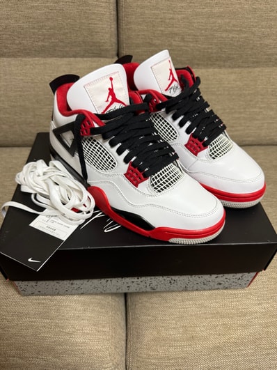 Nike Air Jordan 4 Retro OG "Fire Red" (2020)