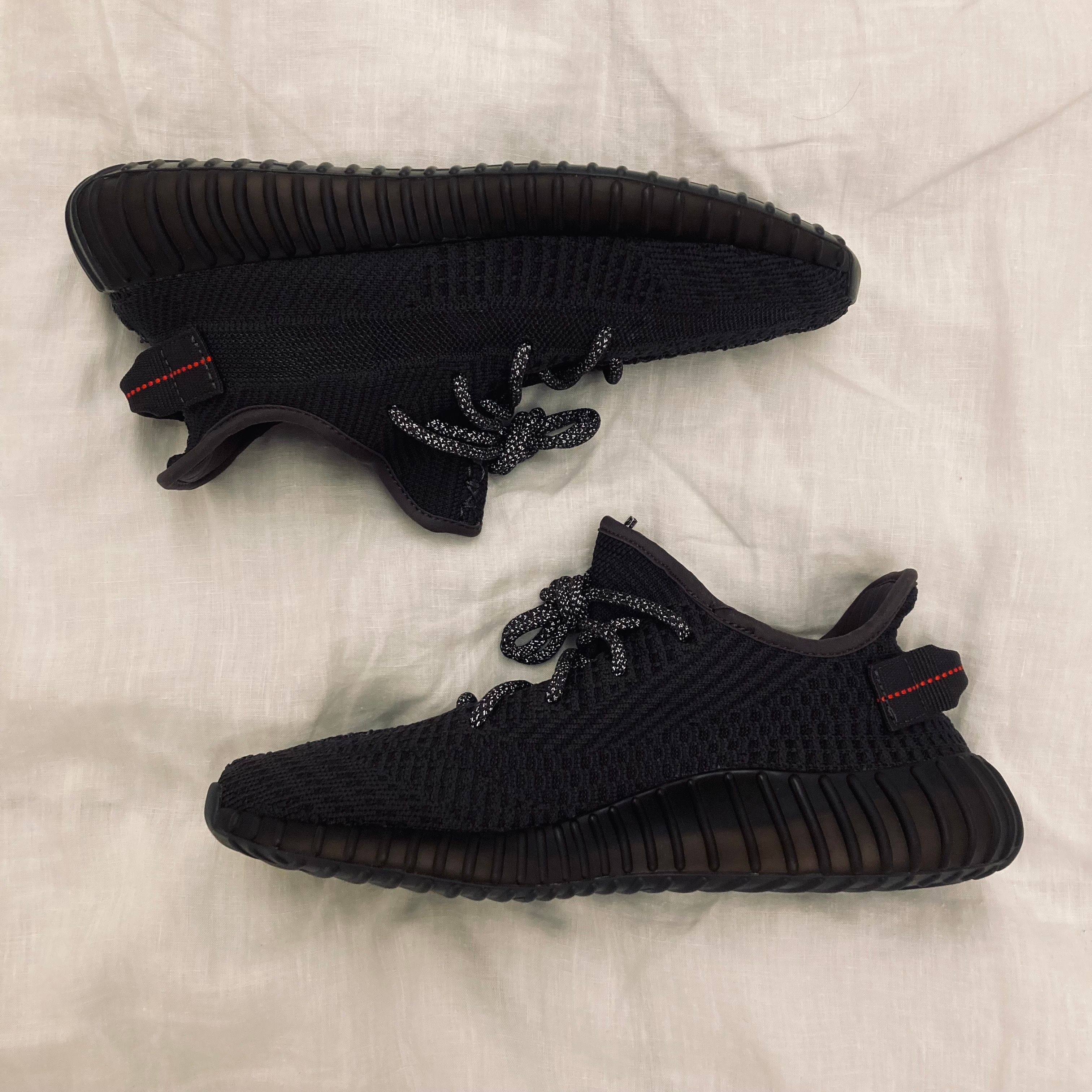 adidas YEEZY Boost 350 V2 "Black"