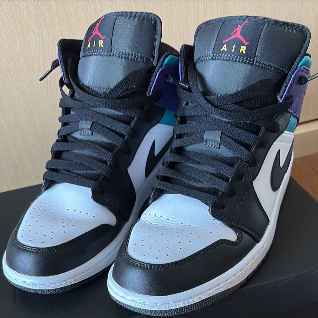 Nike Air Jordan 1 Mid "Bright Concord"