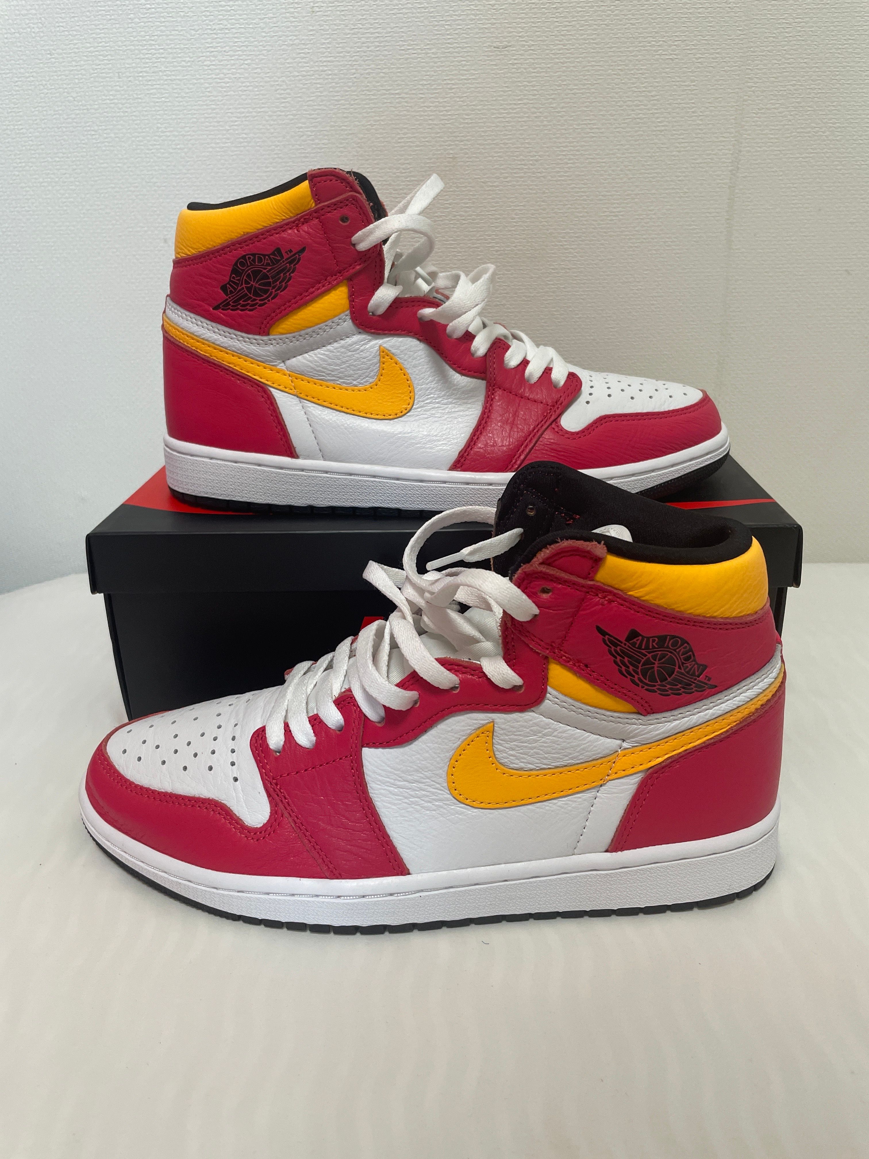 Nike Air Jordan 1 High OG "Light Fusion Red"