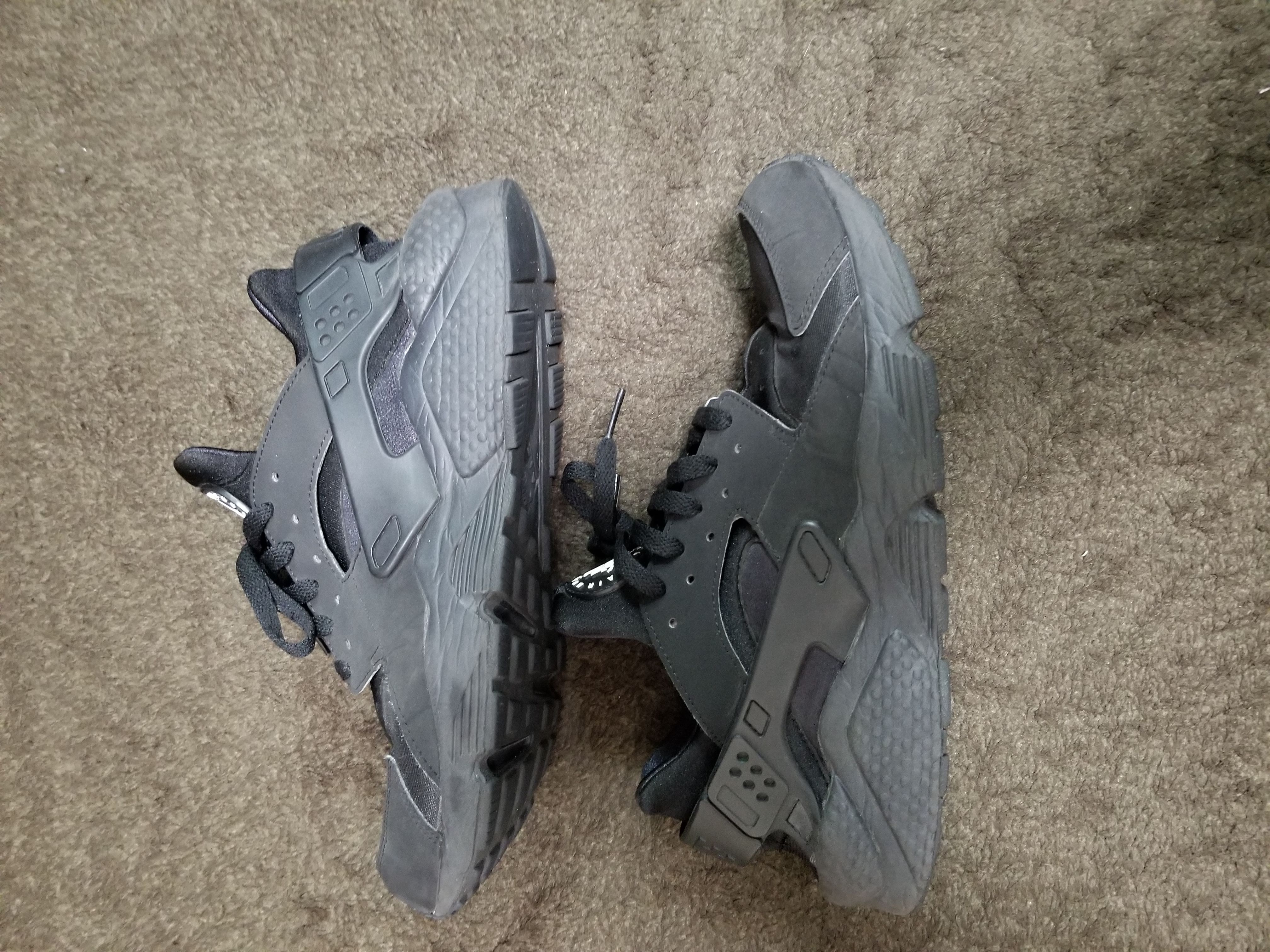 Nike Air Huarache "Triple Black"