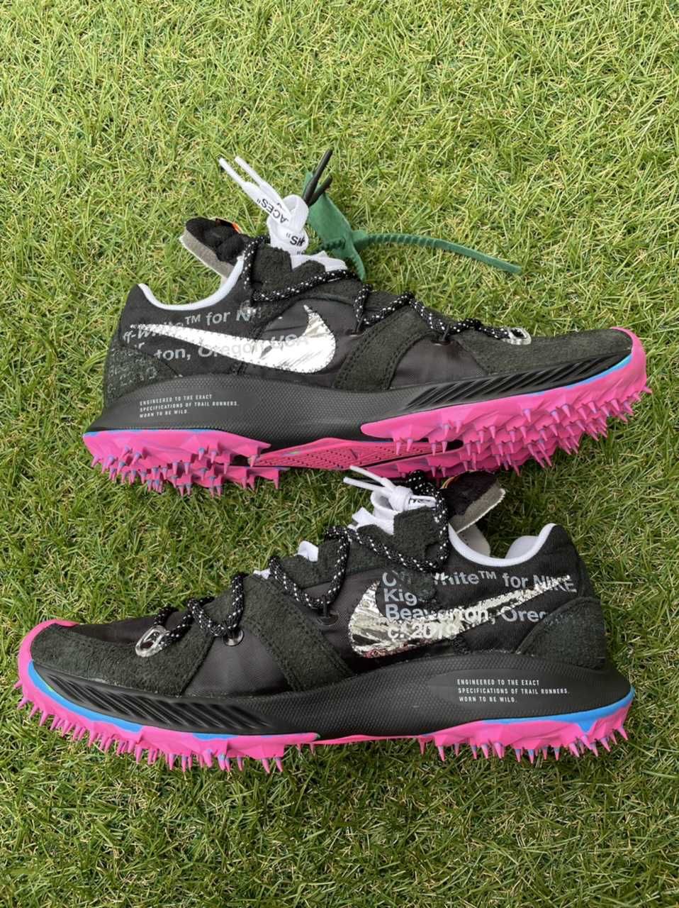Off-White × Nike Women's Zoom Terra Kiger 5 "Black"