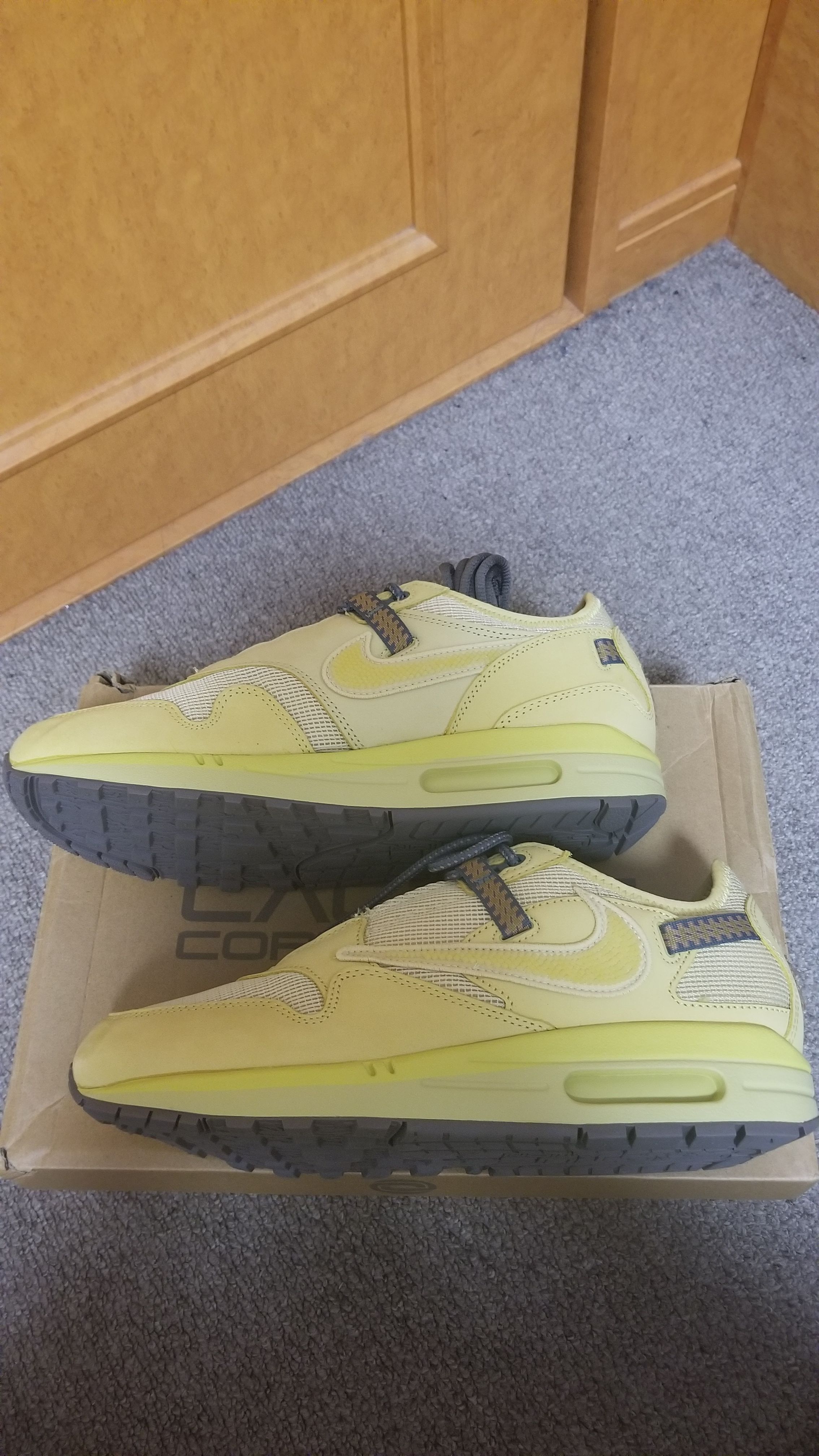 Travis Scott × Nike Air Max 1 "CACT.US Gold"