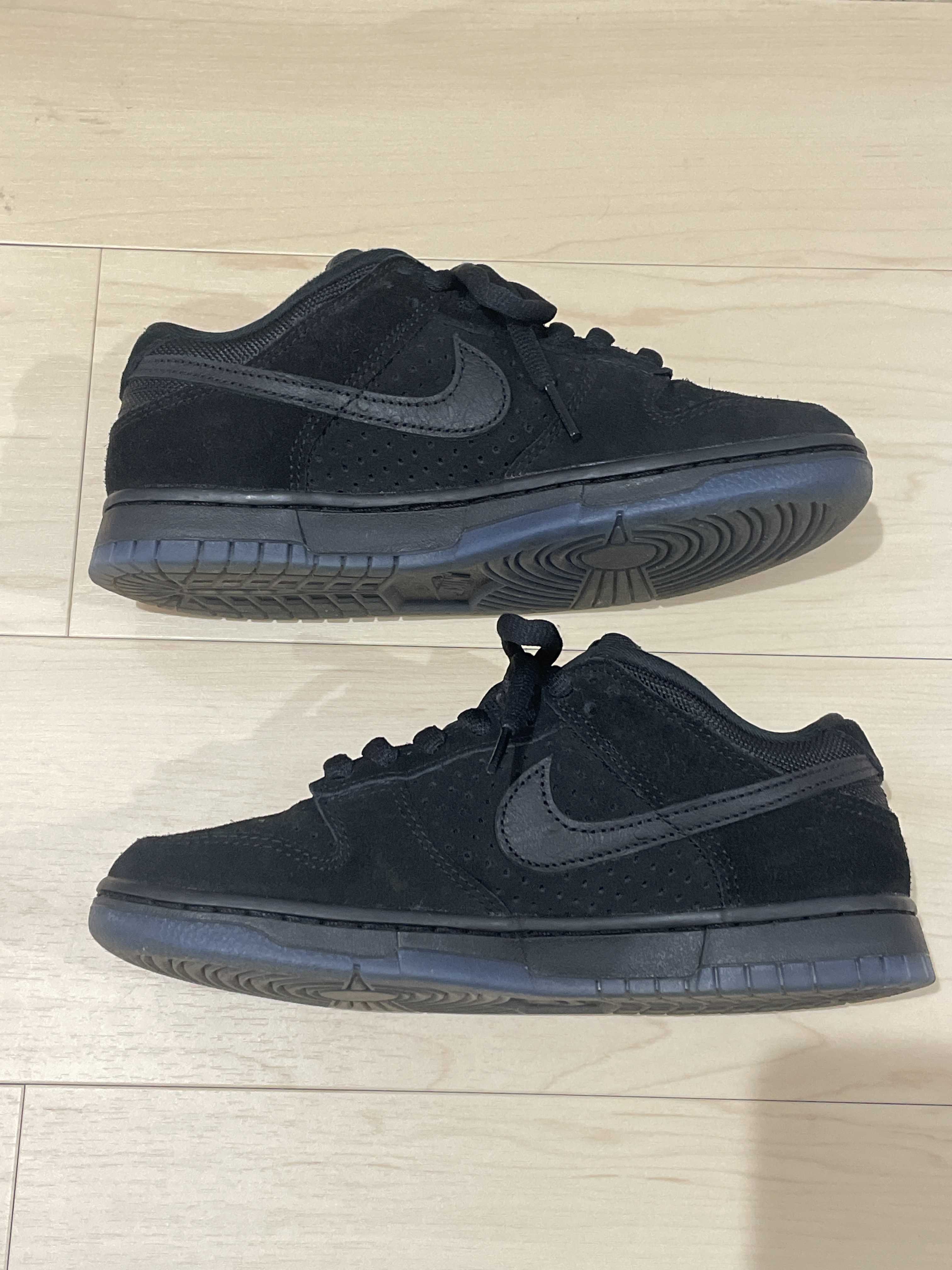 UNDEFEATED × Nike Dunk Low SP "5 ON IT"