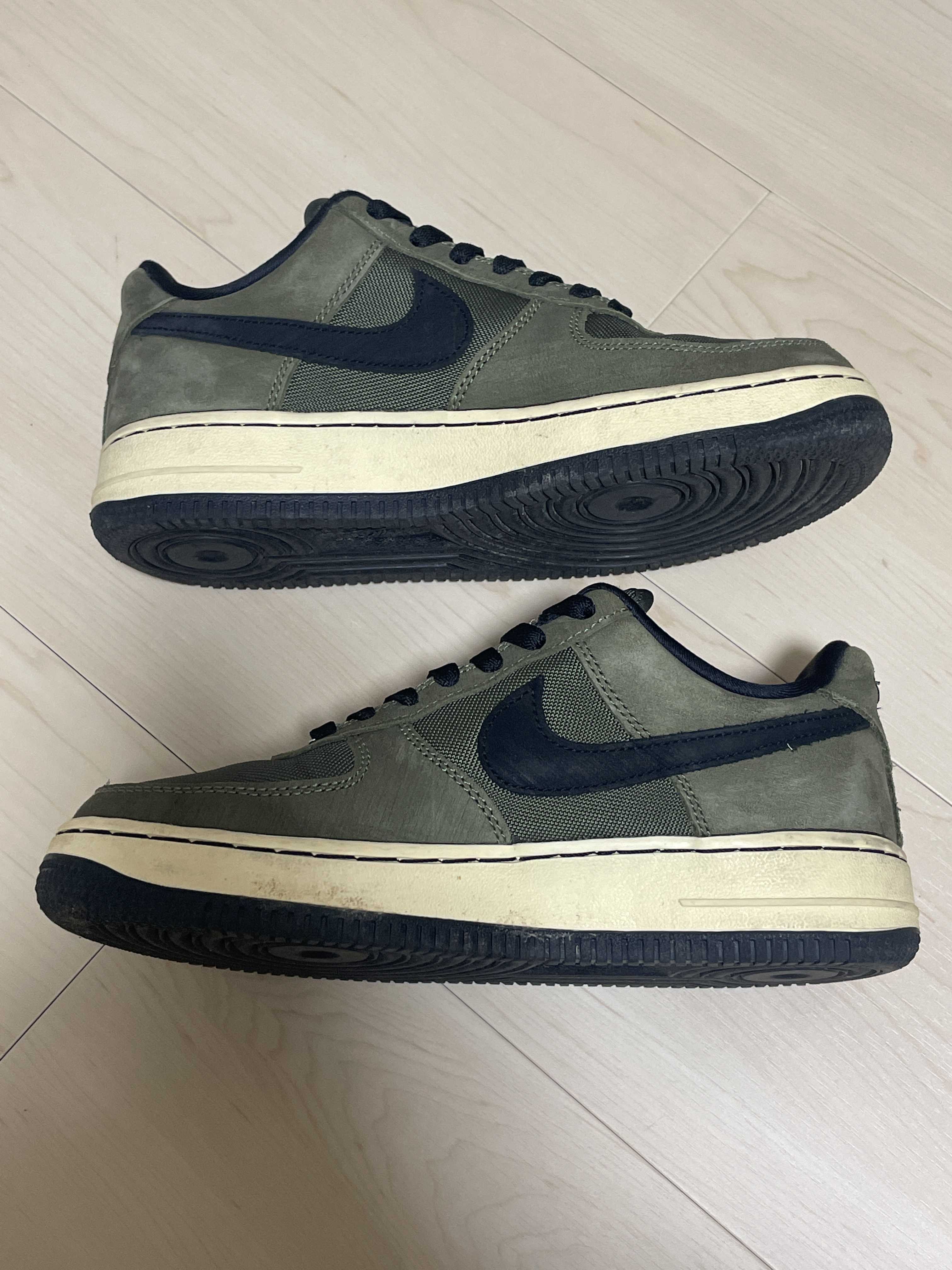UNDEFEATED × Nike Air Force 1 Low "Olive"
