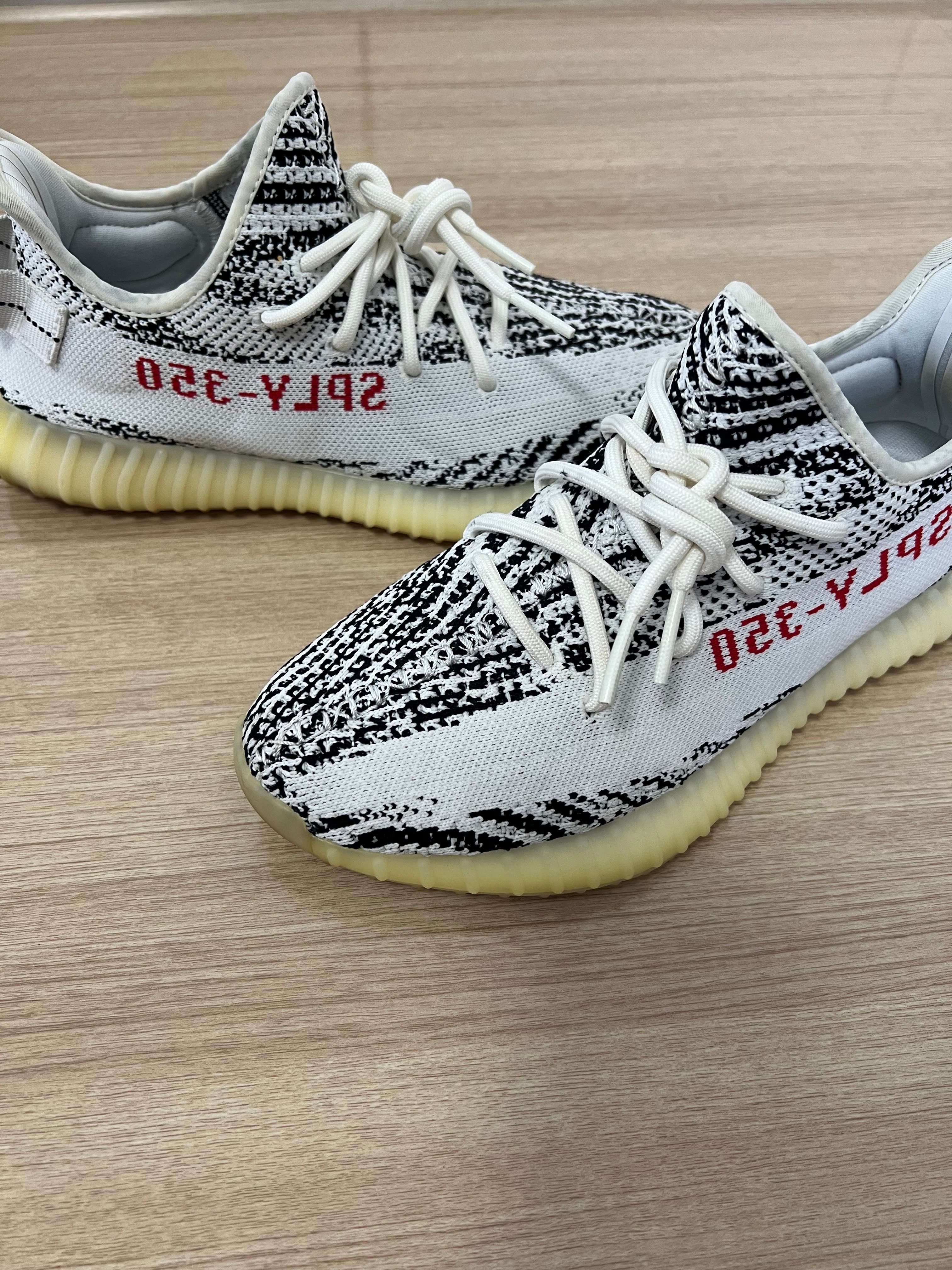 adidas YEEZY Boost 350 V2 イージーブースト adidas アディダス FY2903 YEEZY BOOST 350 V2 CINDER イージー