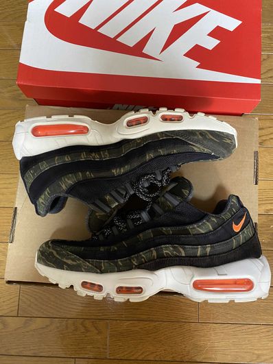 Carharte WIP × Nike Air Max 95 "Black/Sail/Total Orange"