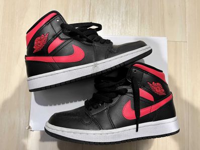 NIKE Women's AIR JORDAN 1 MID "BLACK/SIREN RED/WHITE"