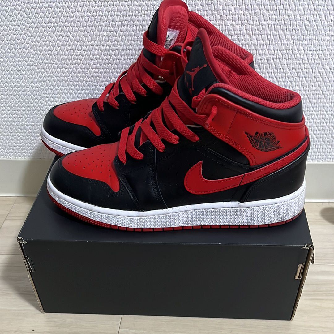 Nike GS Air Jordan 1 Mid "Bred Toe"