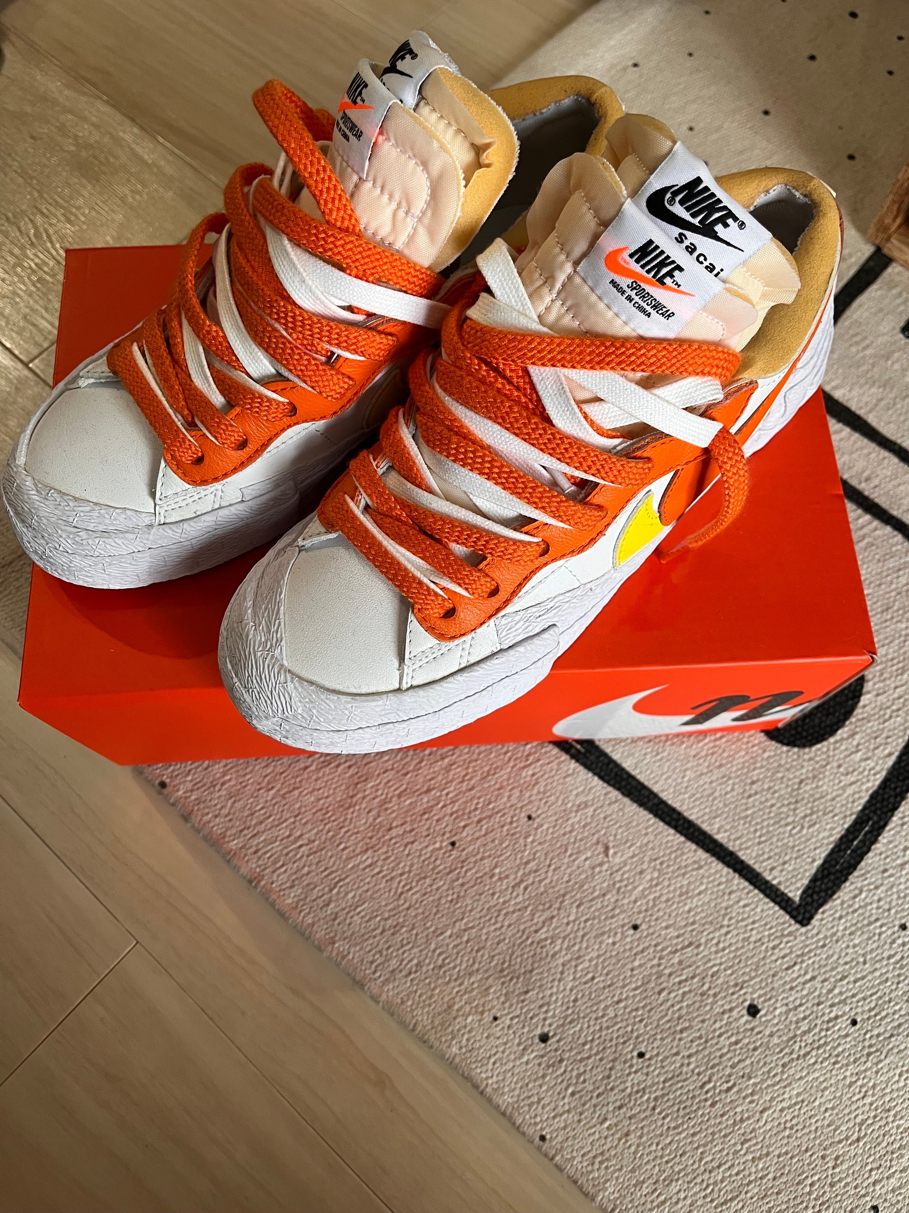 SACAI × NIKE BLAZER LOW "MAGMA ORANGE"