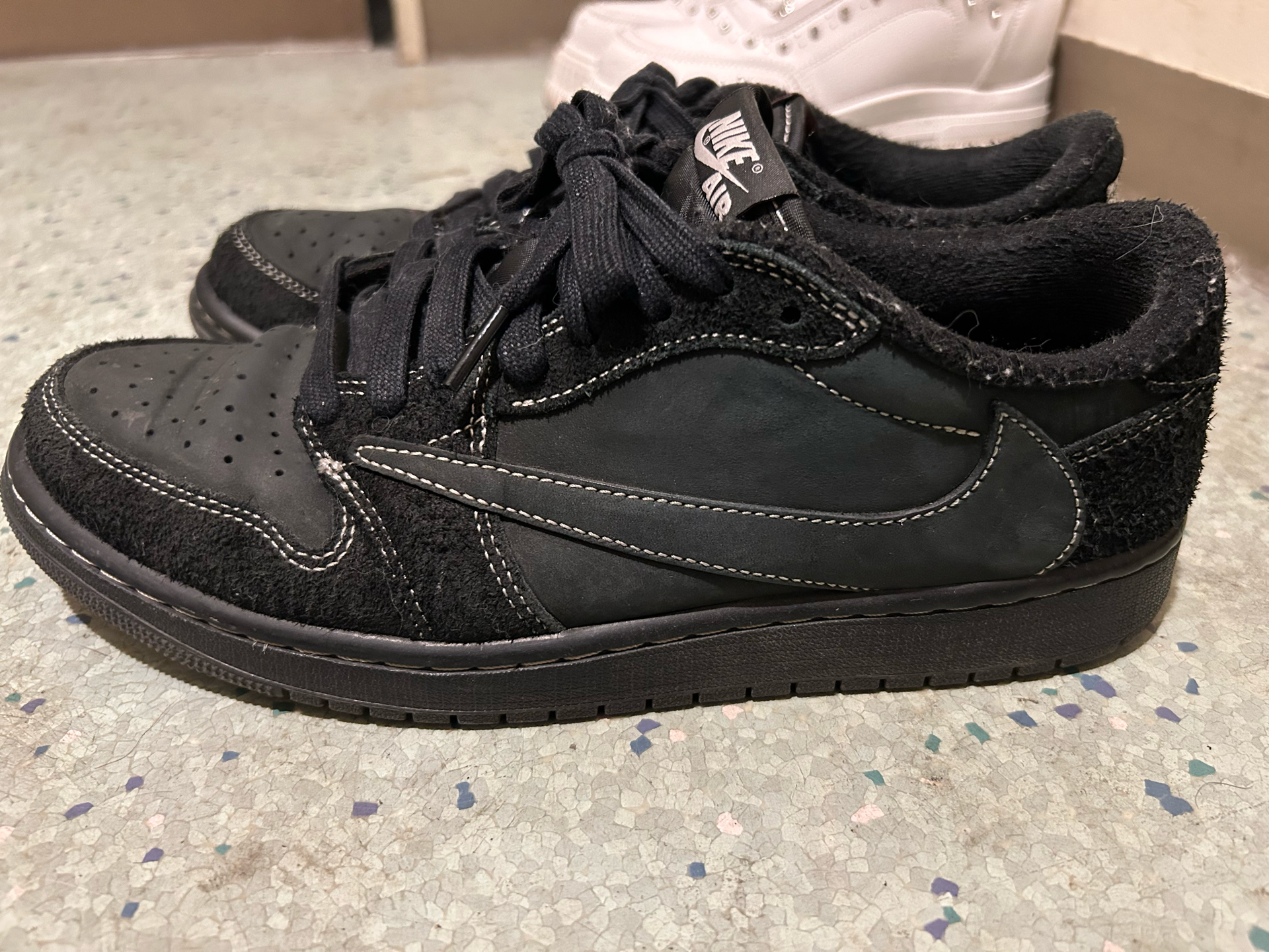Travis Scott × Nike Air Jordan 1 Low OG SP "Black Phantom"