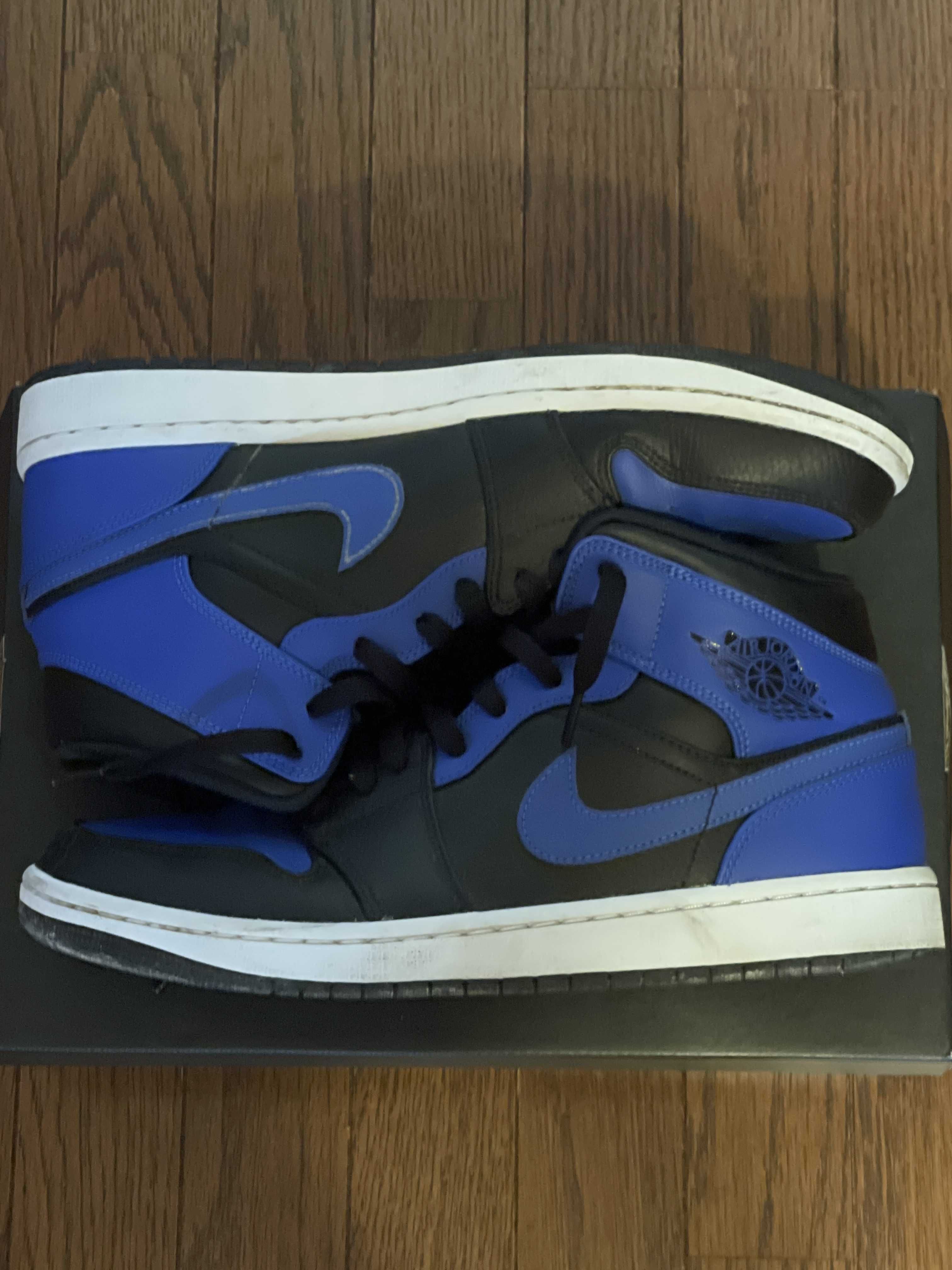 Nike Air Jordan 1 Mid "Hyper Royal"