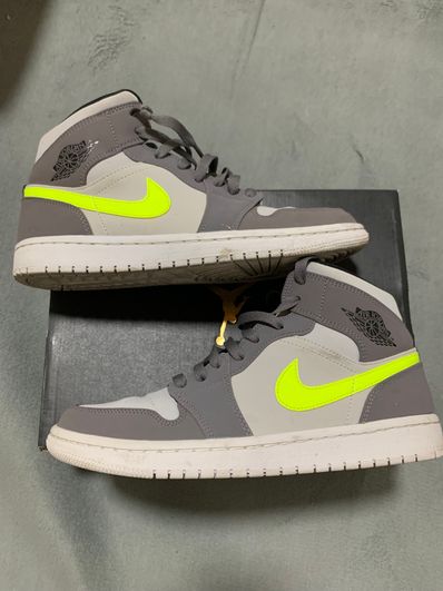 Nike Air Jordan 1 Mid "Gunsmoke Volt"