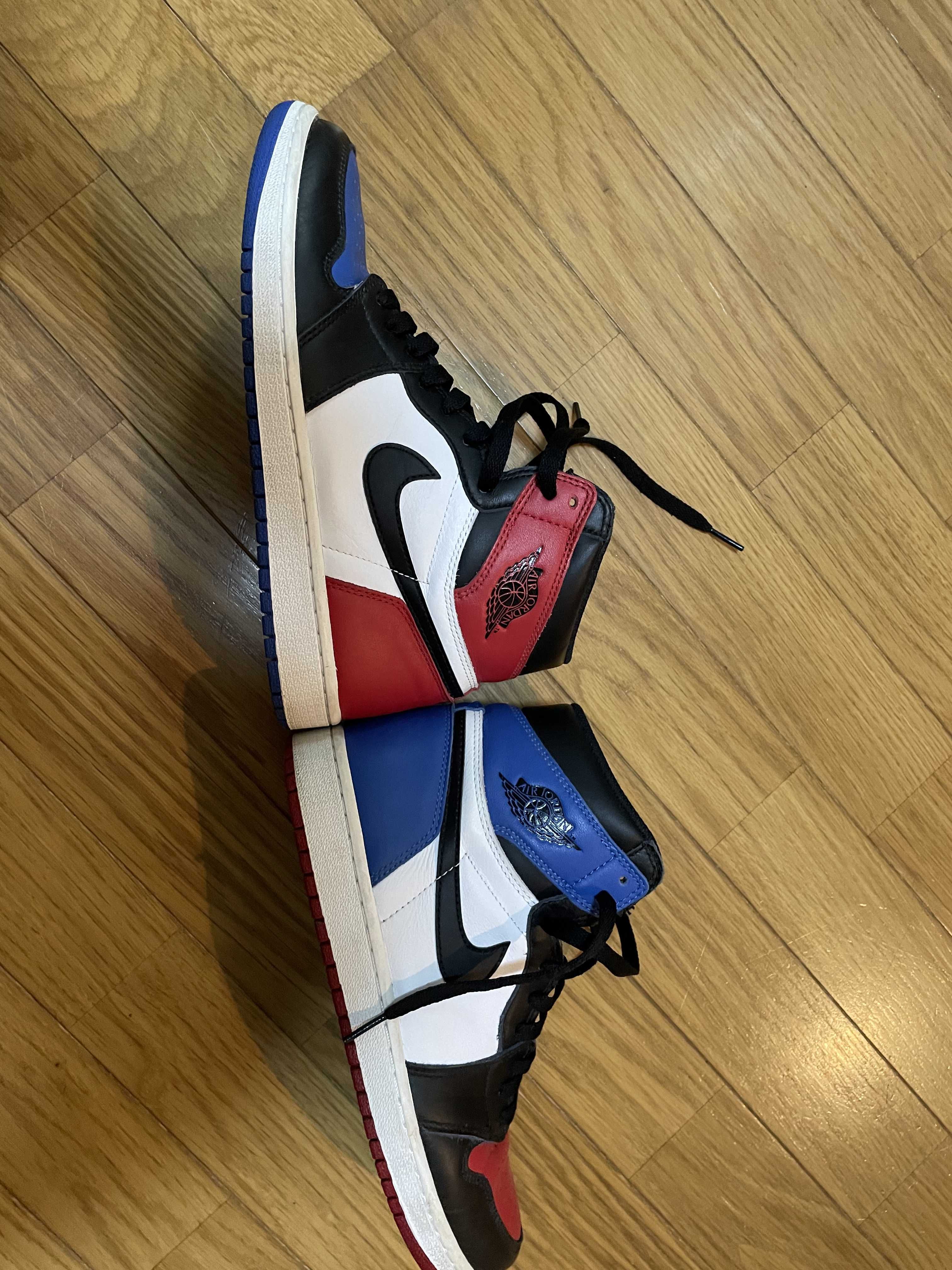 Nike Air Jordan 1 Retro High "Top 3"