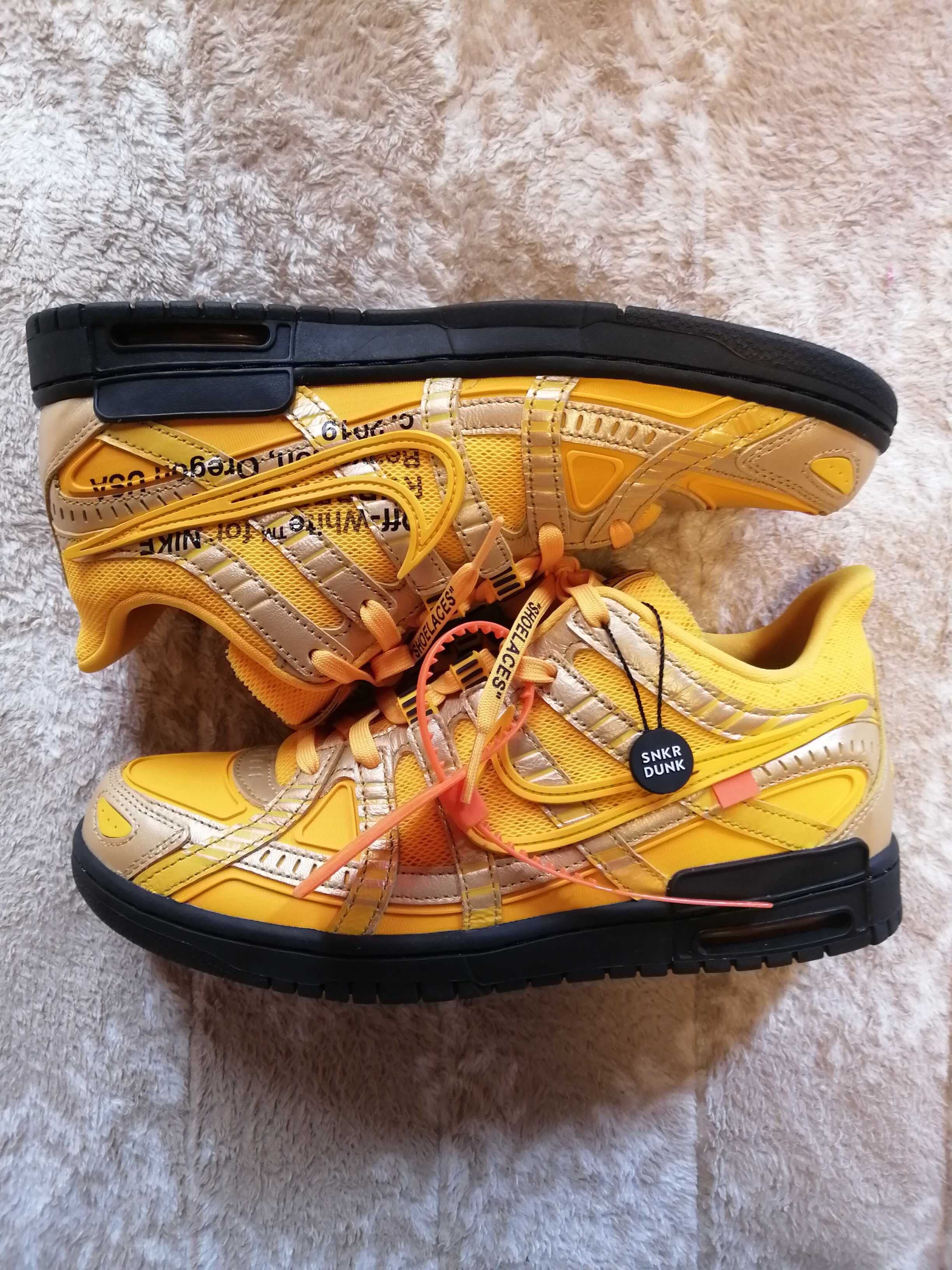 Off-White × Nike Air Rubber Dunk "University Gold"