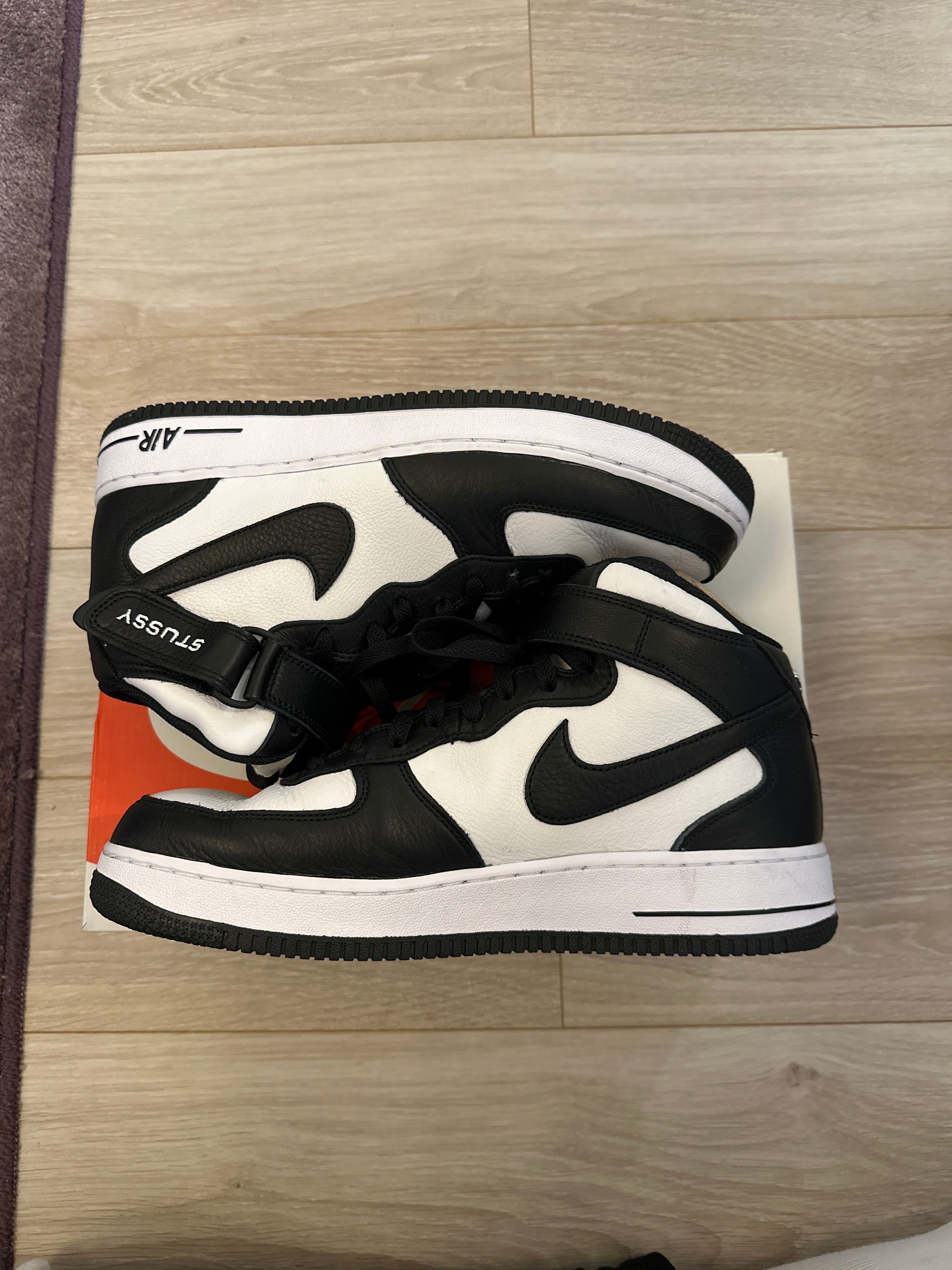 Stussy × Nike Air Force 1 Mid "Black and Light Bone"