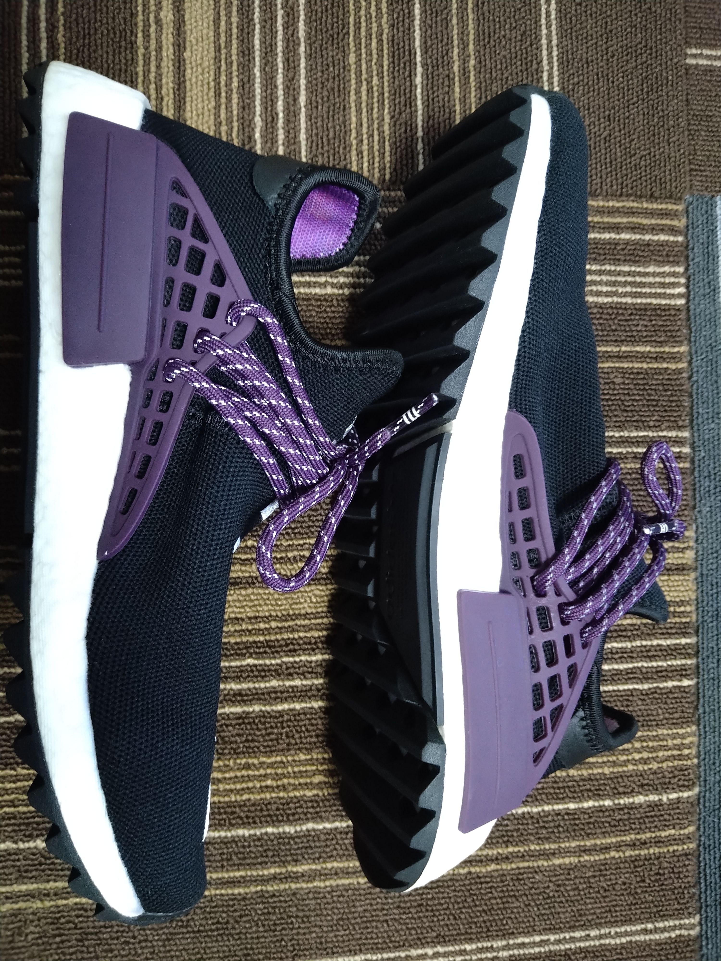 Pharrell Williams × adidas HUMAN RACE NMD HOLI FESTIVAL "CORE BLACK"