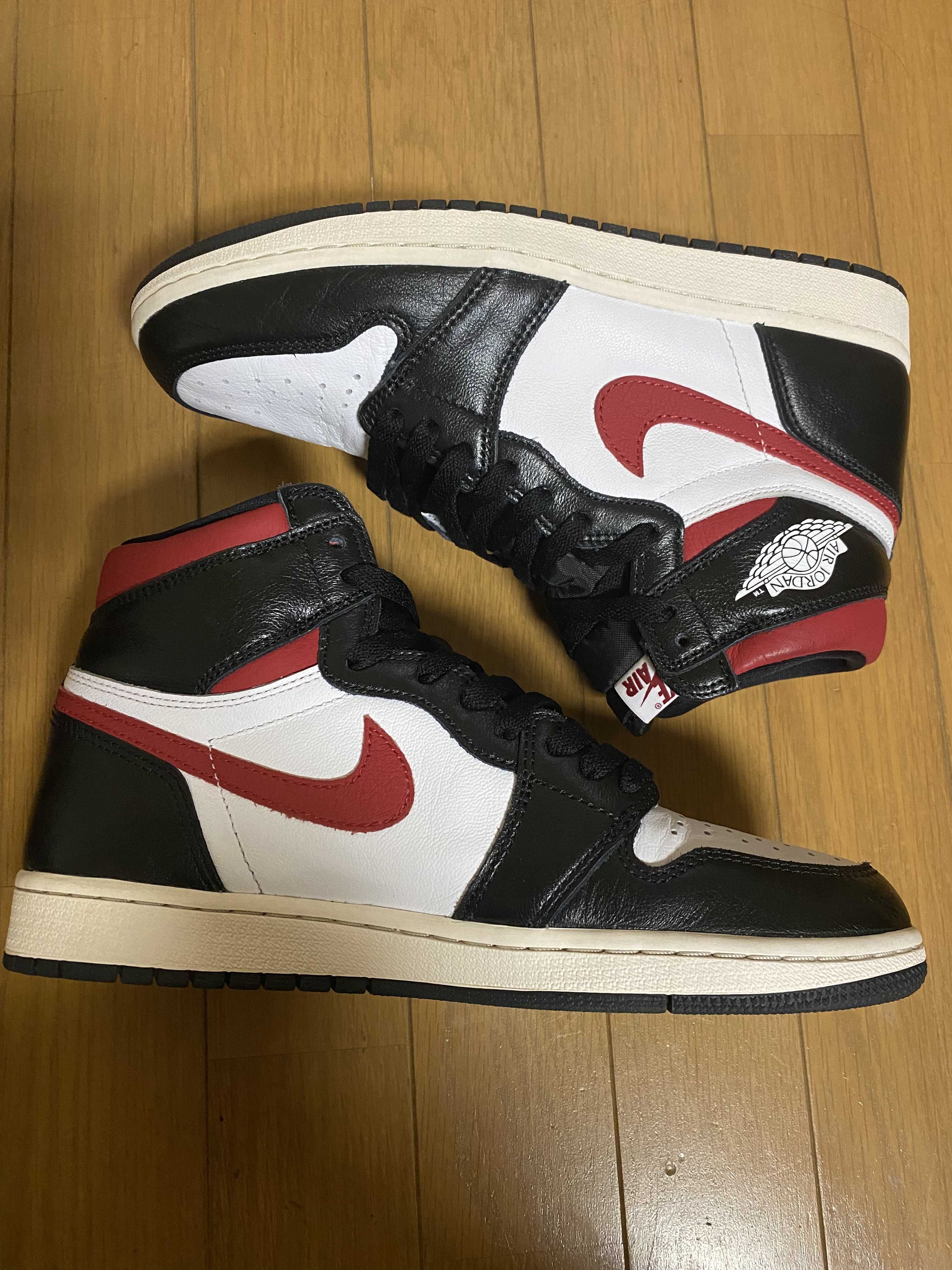 Nike Air Jordan 1 Retro High "Black/White/Sail/Gym Red"