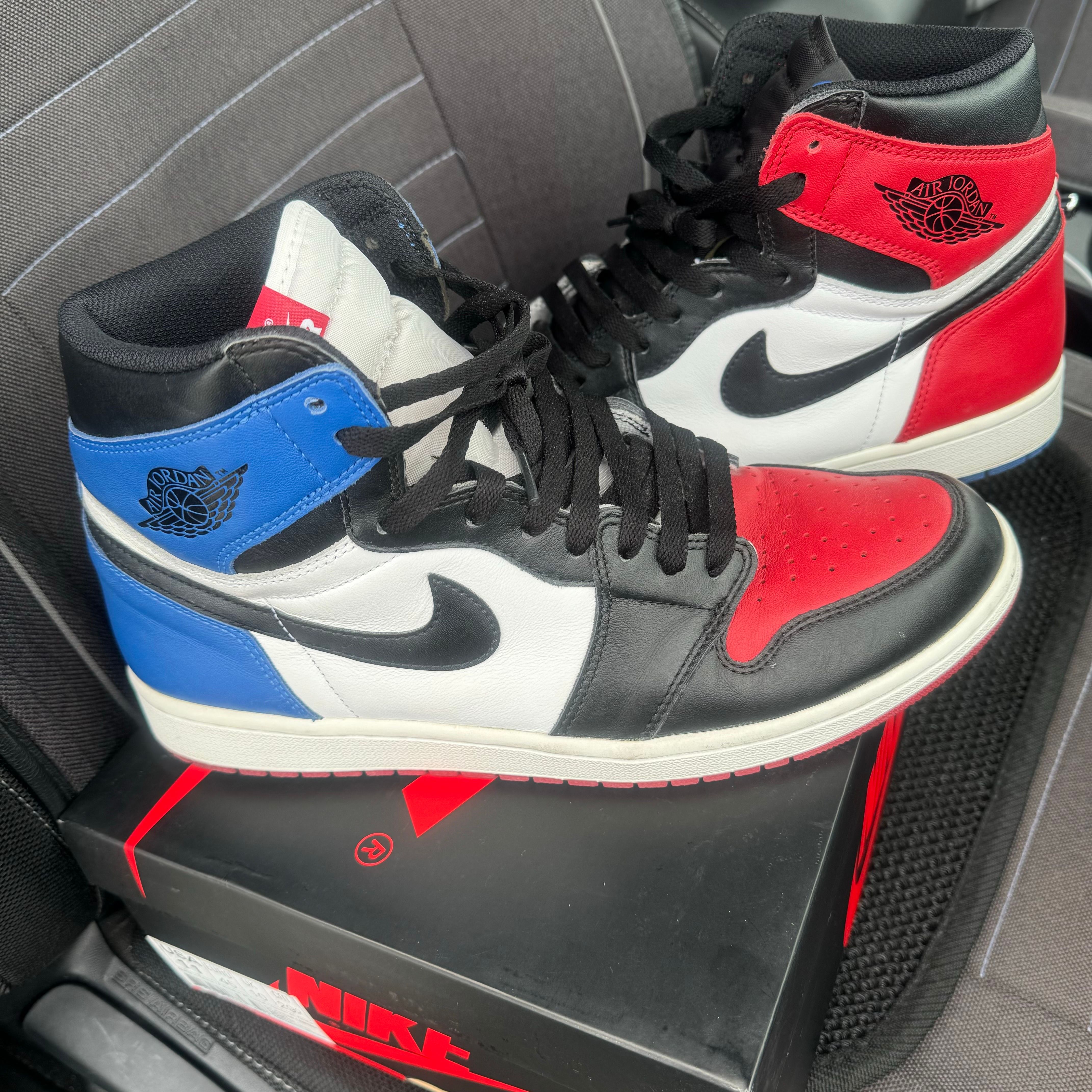 Nike Air Jordan 1 Retro High "Top 3"