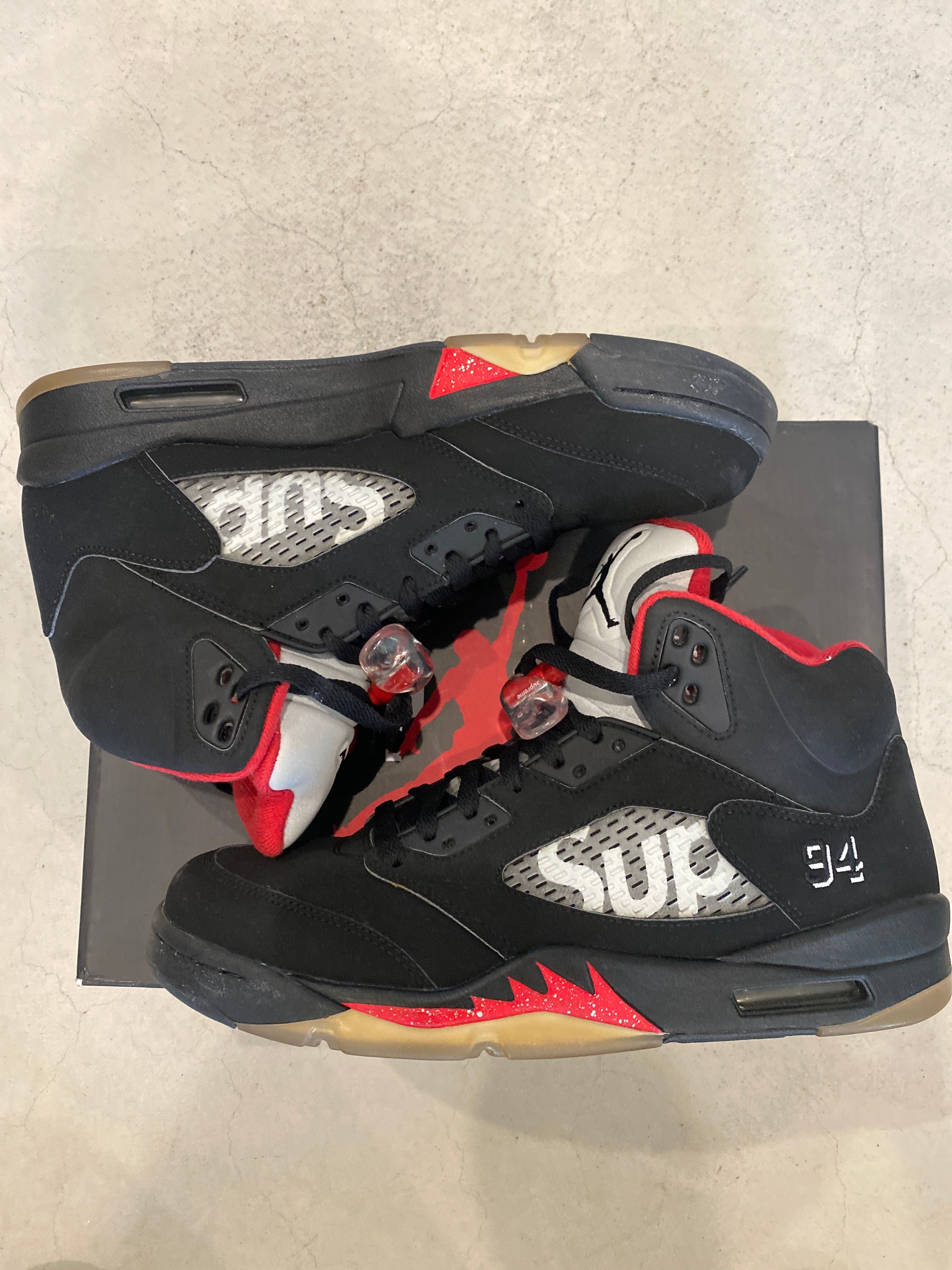 Supreme × Nike Air Jordan 5 Retro "Black"