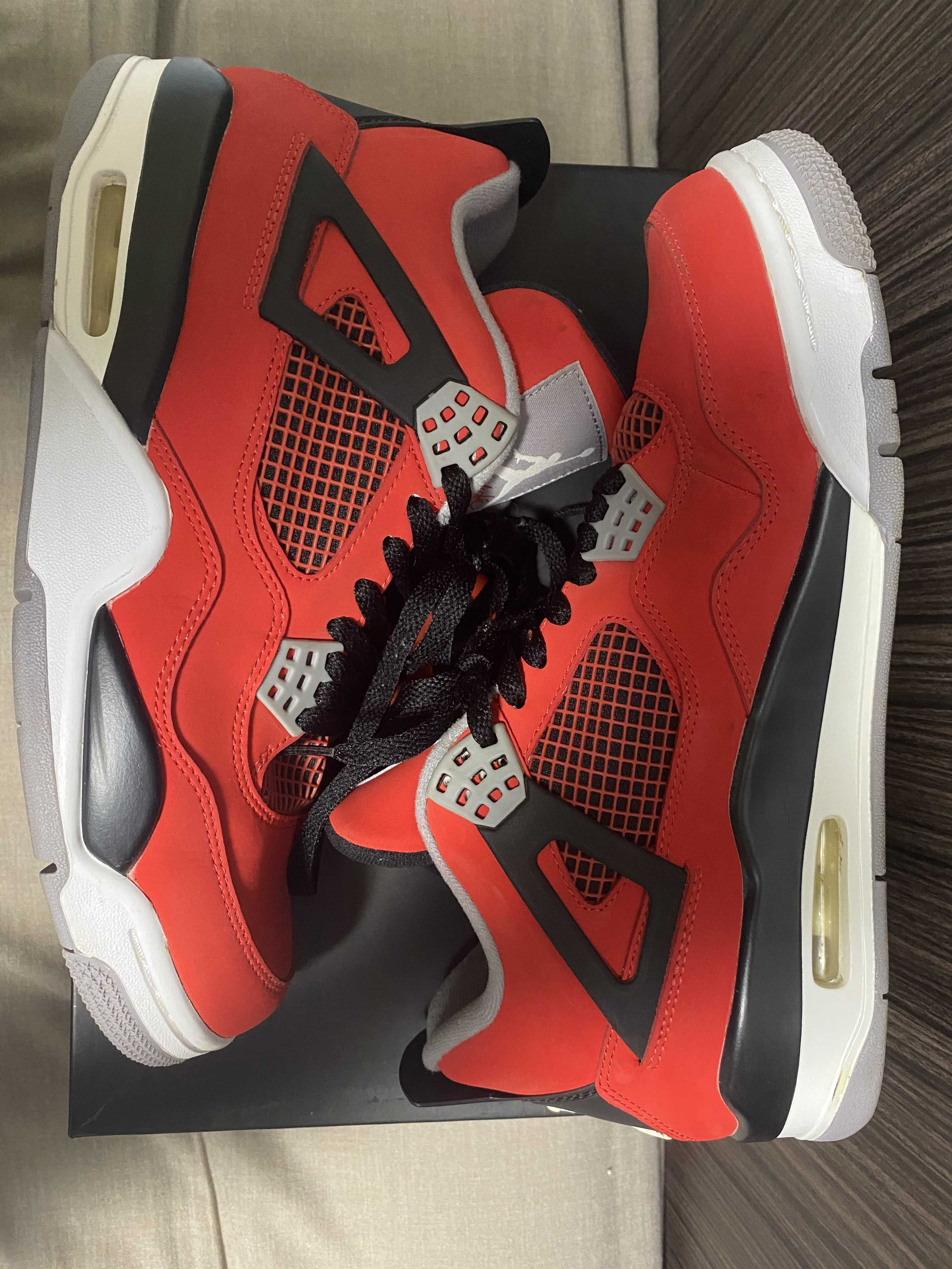 Nike Air Jordan 4 Retro "Toro Bravo"