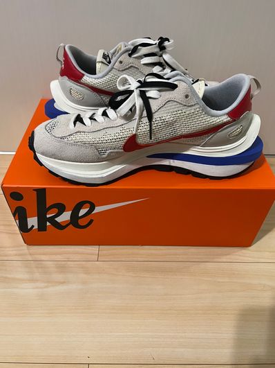 sacai × Nike Vapor Waffle "Royal Fuchsia"