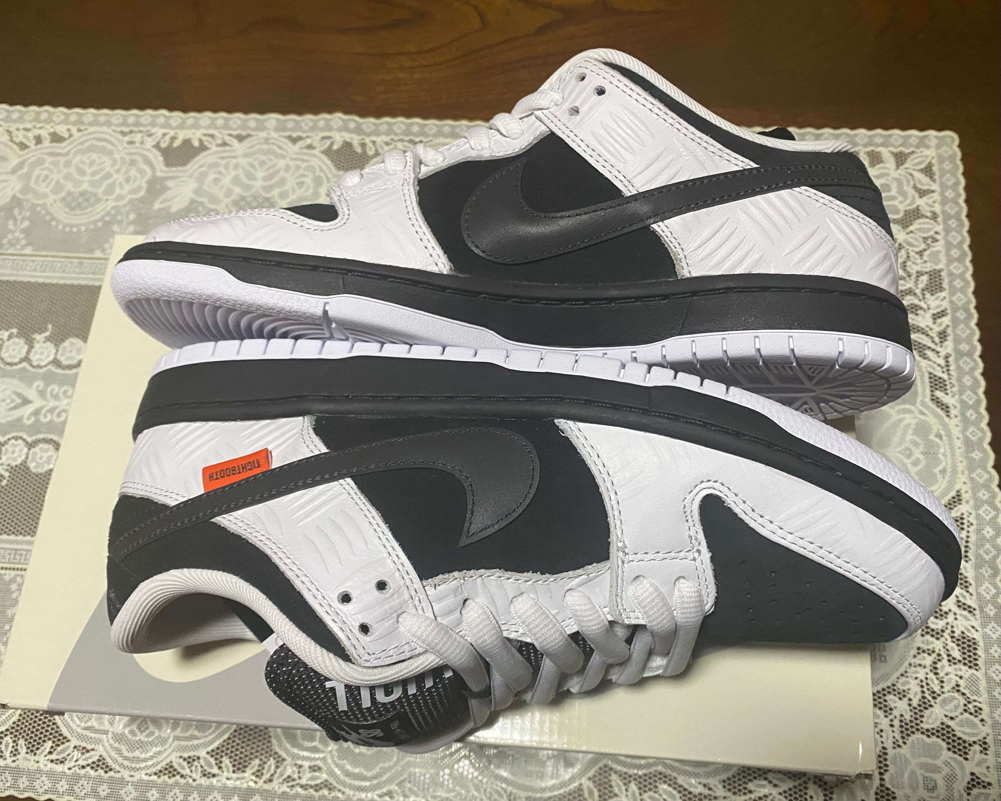 TIGHTBOOTH × Nike SB Dunk Low Pro QS "Black and White"