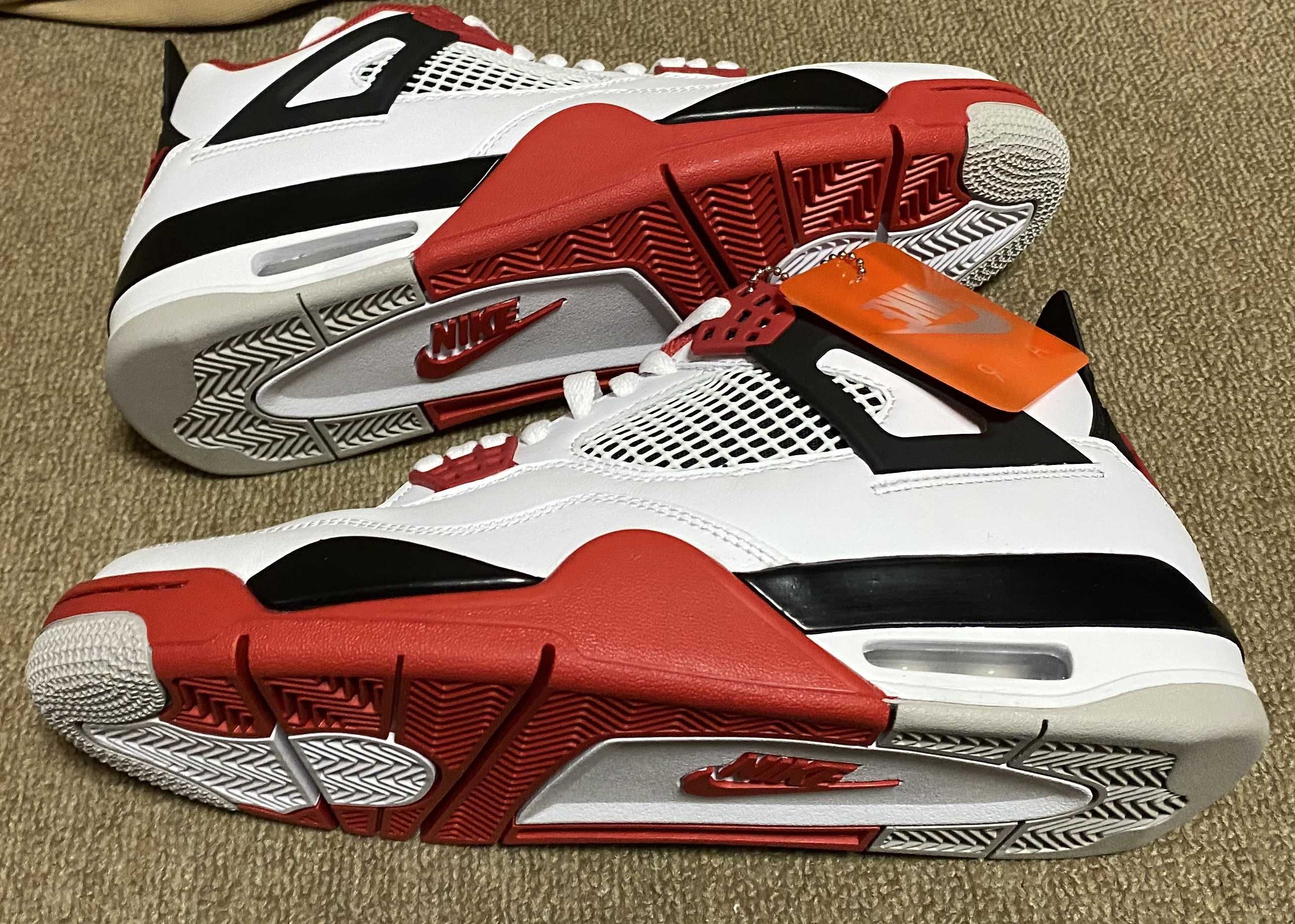Nike Air Jordan 4 Retro OG "Fire Red" (2020)