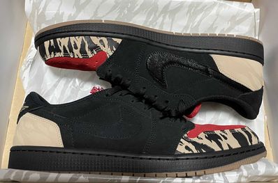 Sole Fly × Nike Air Jordan 1 Low "Black and Sport Red"
