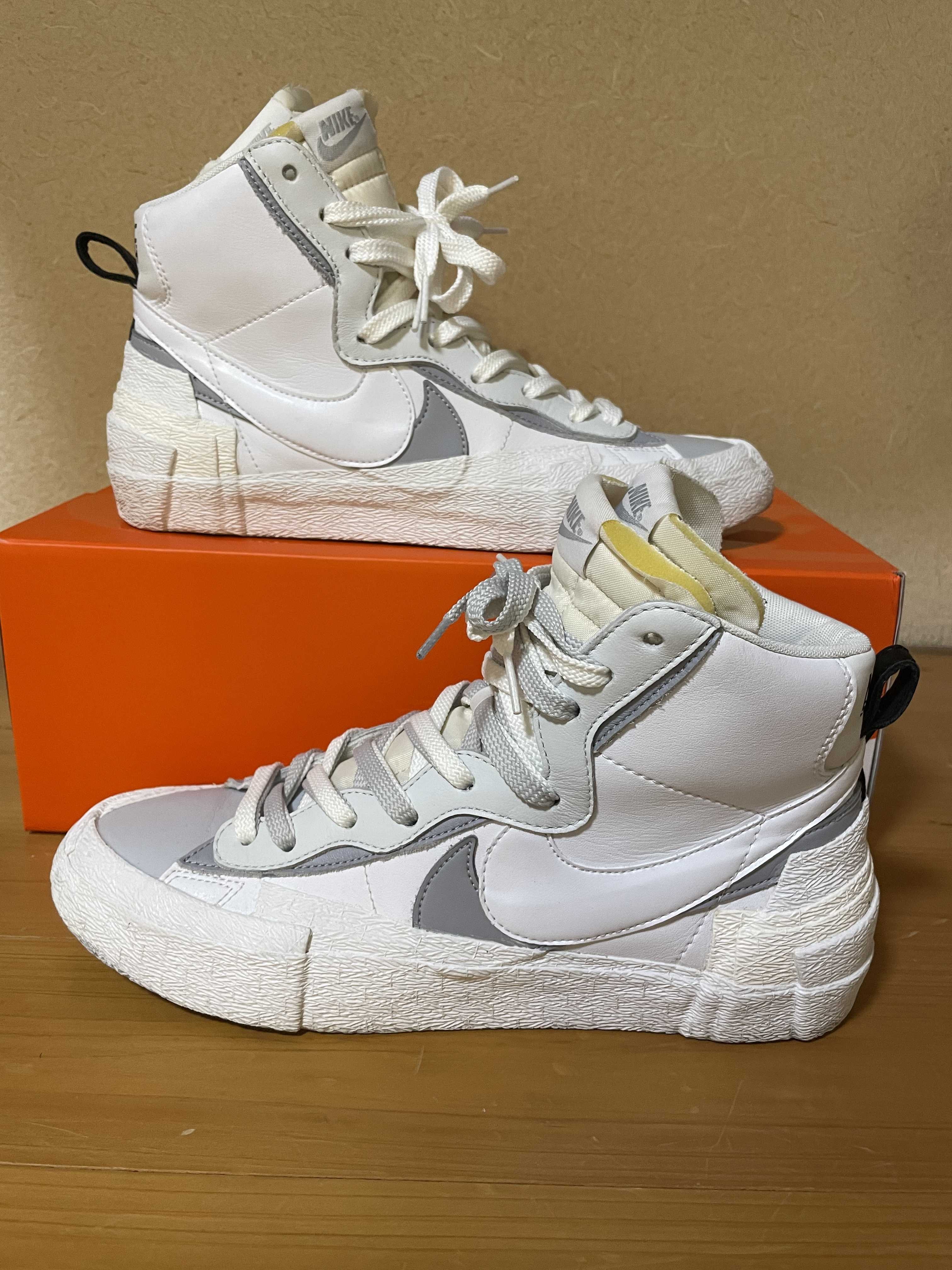 sacai × NIKE BLAZER MID "WHITE/WOLF GREY"
