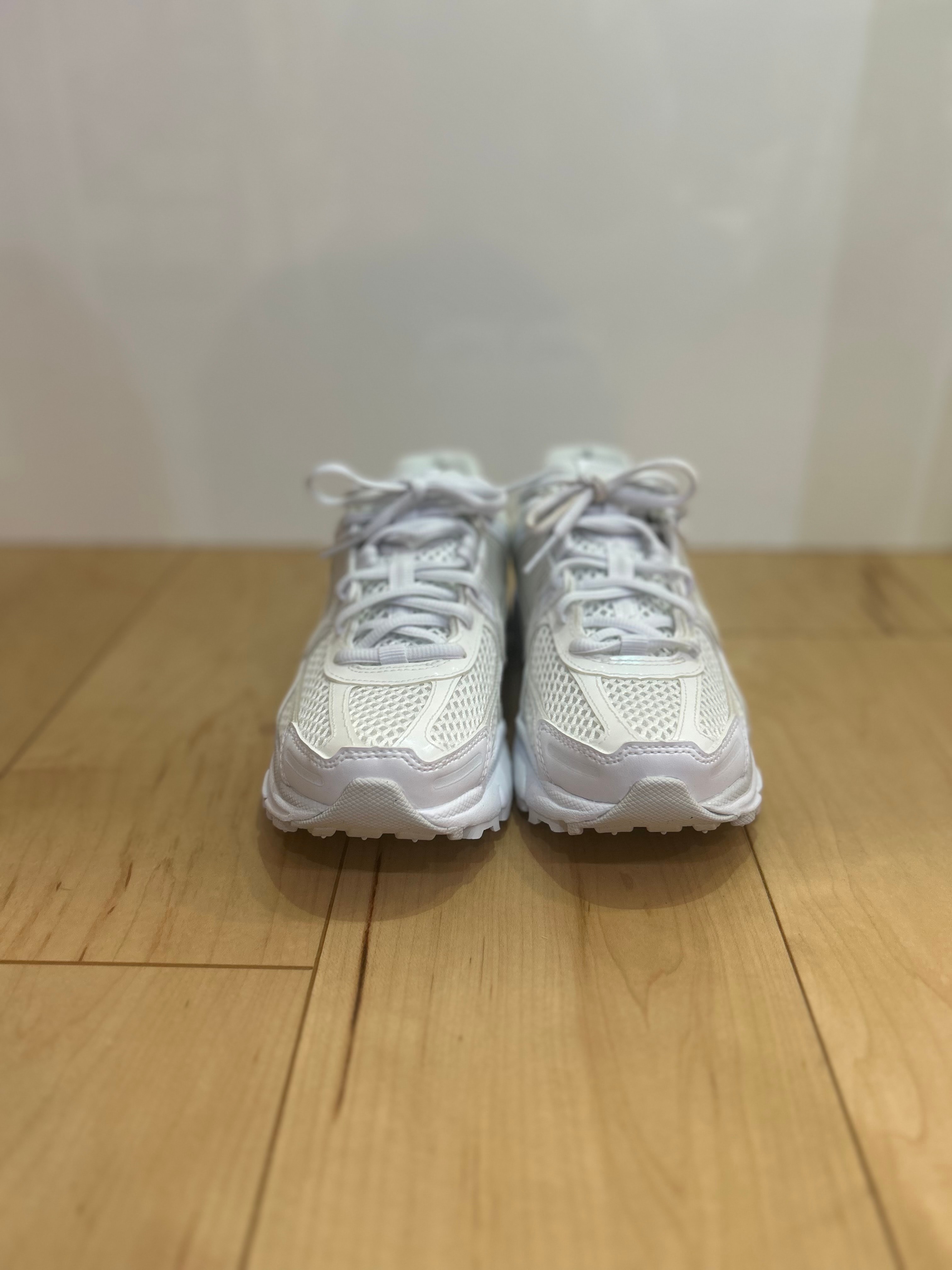 Nike Women's Zoom Vomero 5 SE "White/Platinum Tint/Summit White"