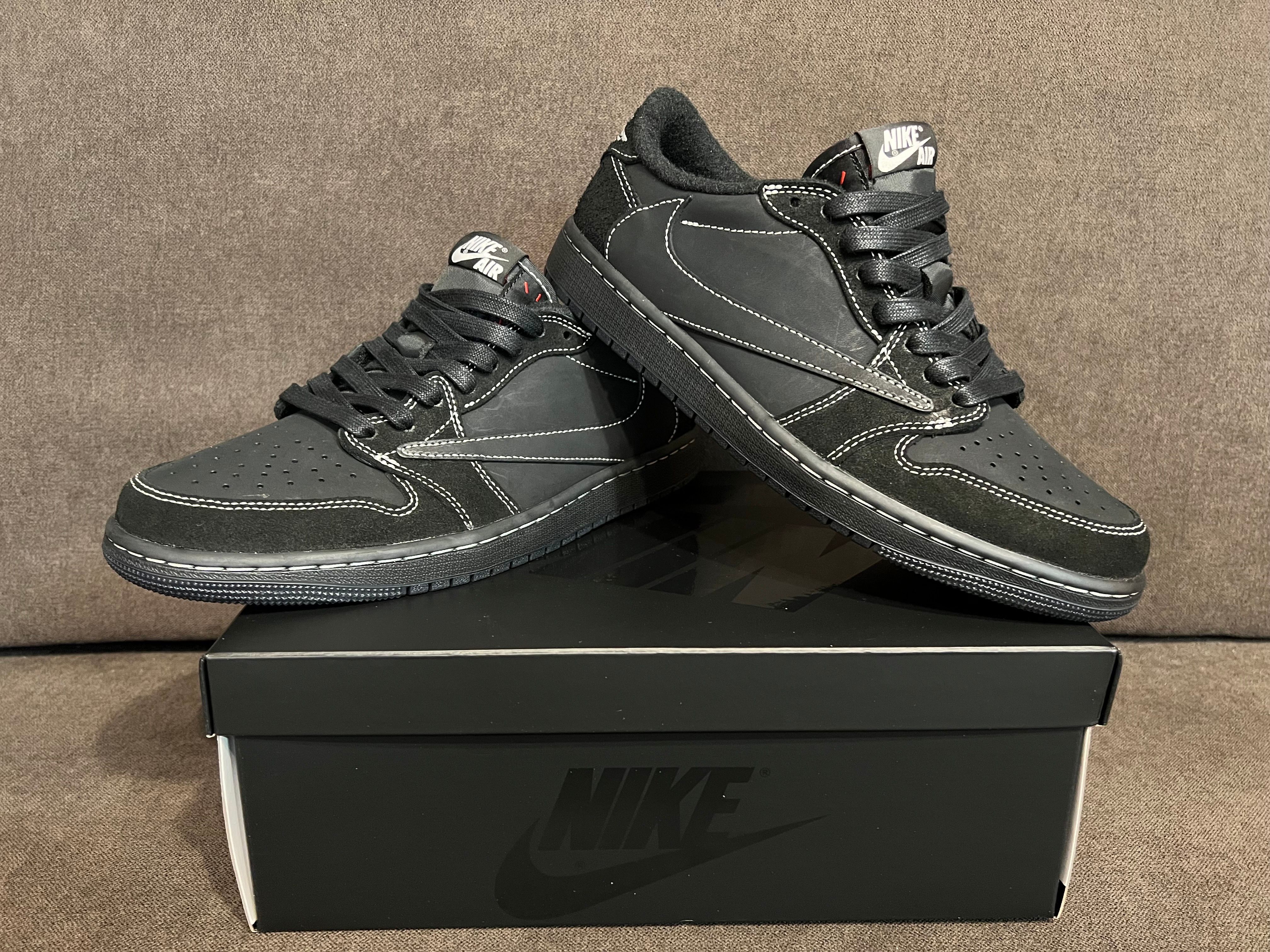 Travis Scott × Nike Air Jordan 1 Low OG SP "Black Phantom"