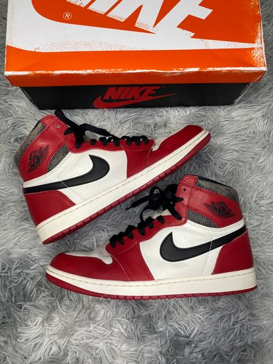 Nike Air Jordan 1 High OG "Lost & Found/Chicago"
