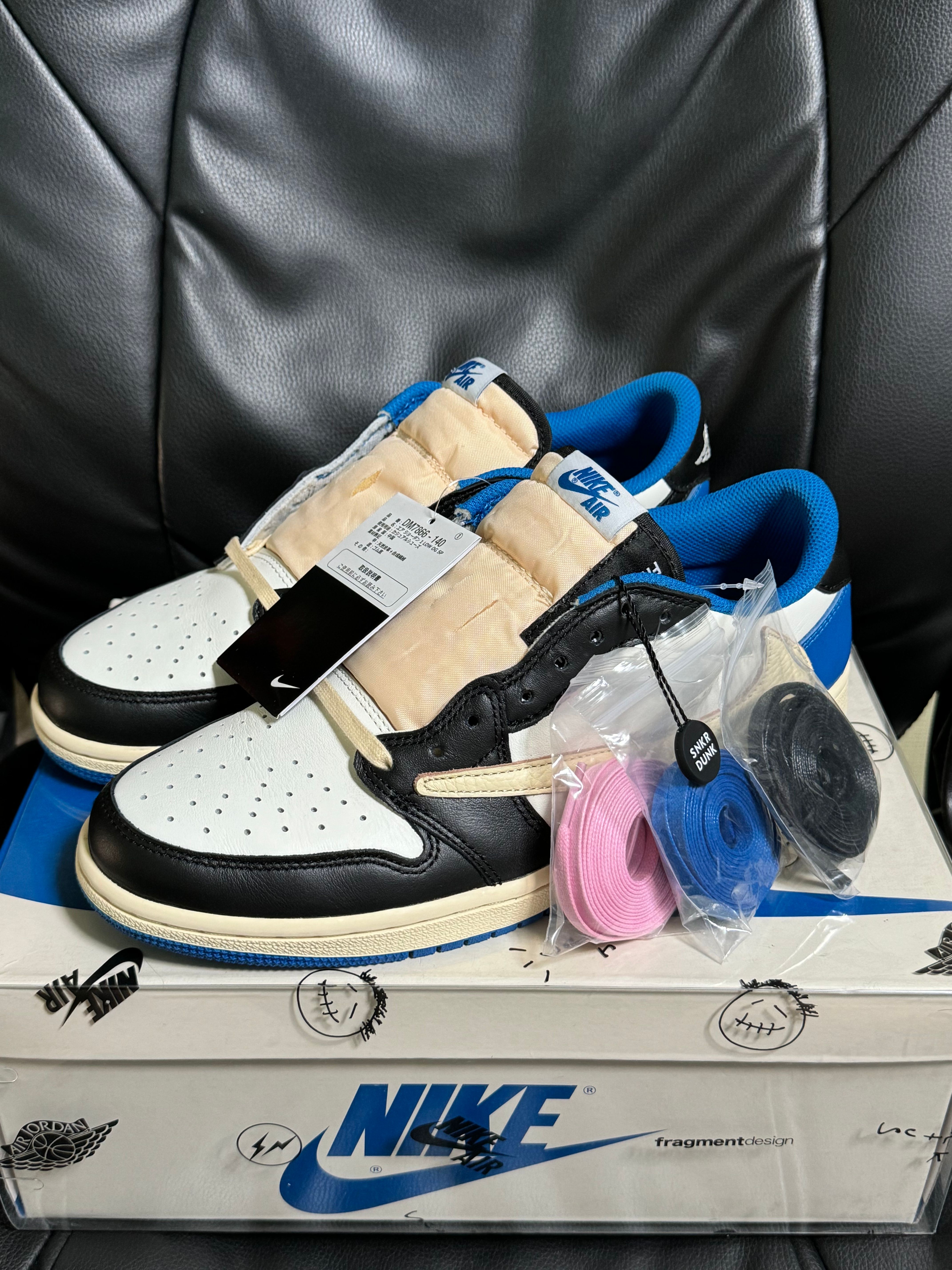 Travis Scott × fragment design × Nike Air Jordan 1 Low OG SP "Military Blue"